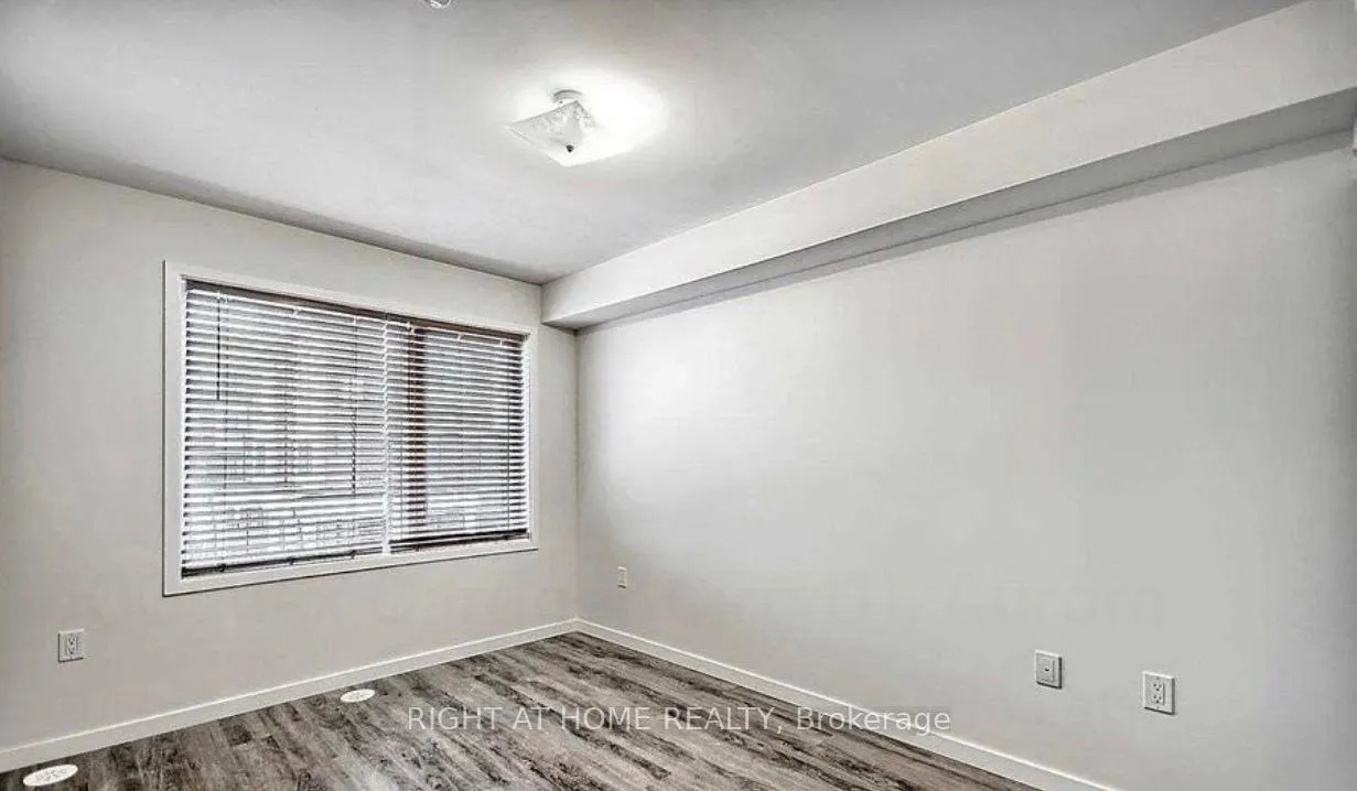 Photo 9 of Unit 111, 600 Alex Gardner Circle, Aurora, Aurora Village — HOMEH