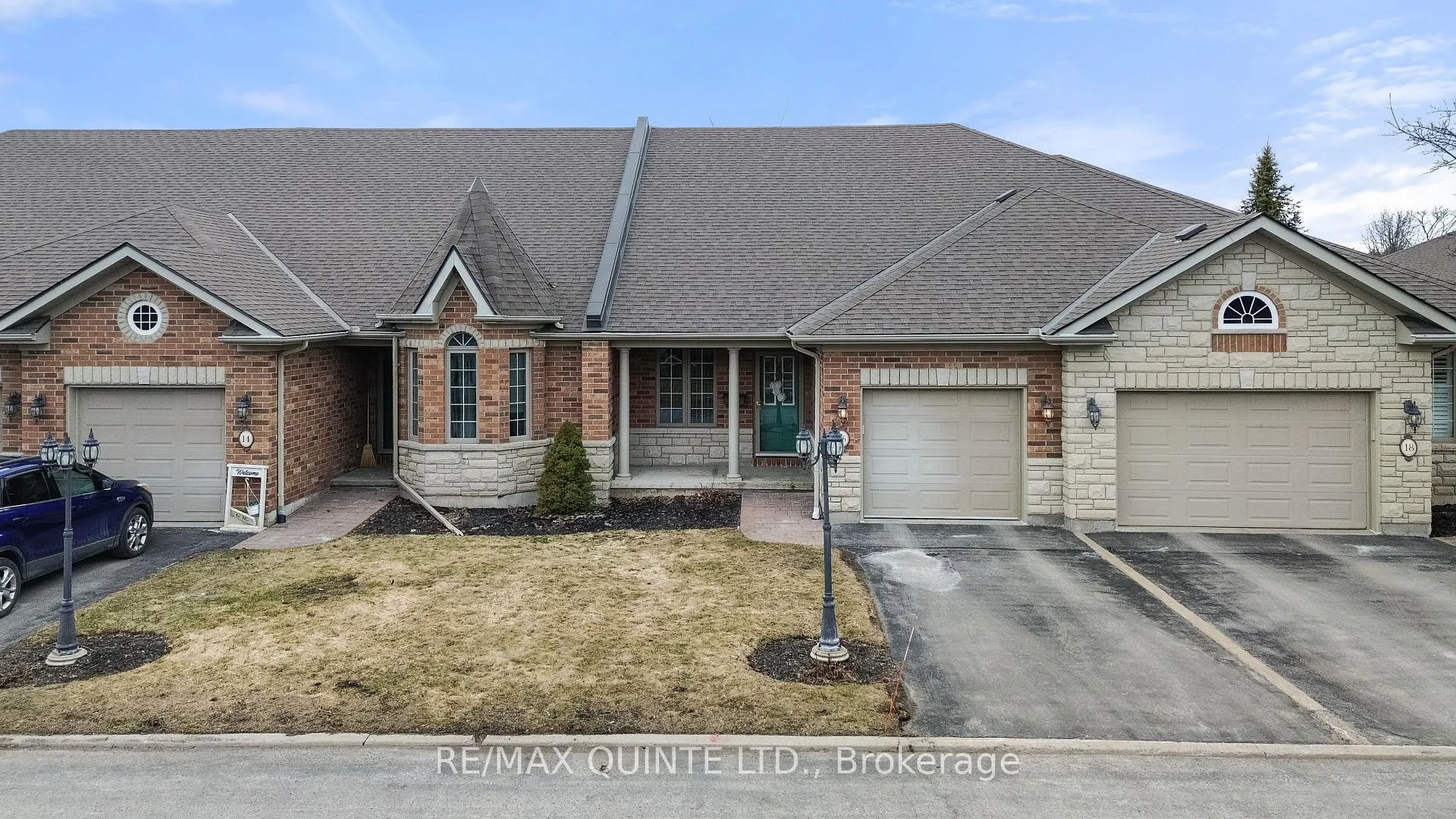 Photo 3 of Unit 16, 25 Heartwood Drive, Belleville, Belleville Ward — HOMEH