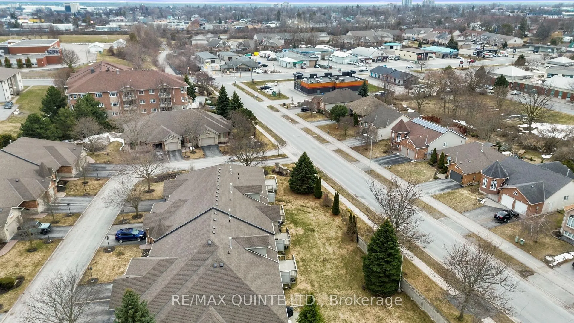 Photo 9 of Unit 16, 25 Heartwood Drive, Belleville, Belleville Ward — HOMEH