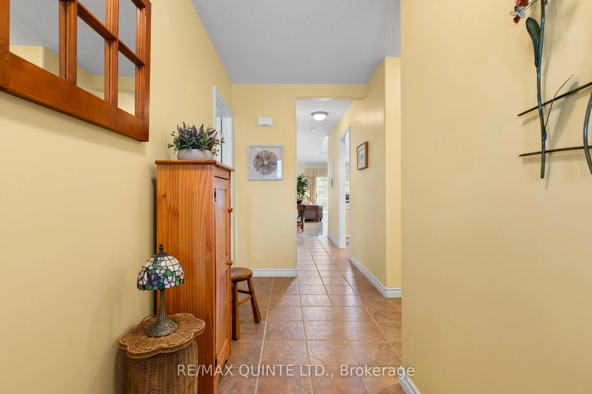 Photo 11 of Unit 16, 25 Heartwood Drive, Belleville, Belleville Ward — HOMEH
