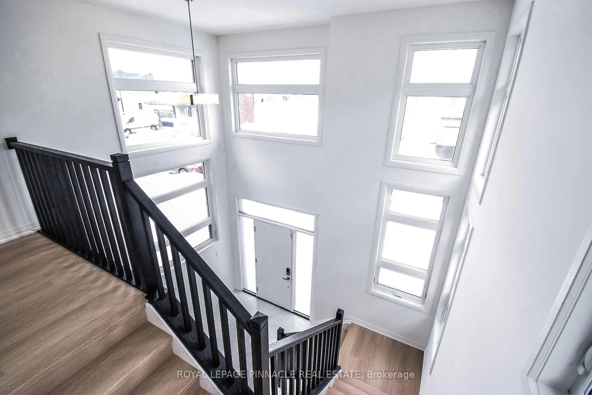 Photo 4 of 96 Acacia Road, Pelham, Fonthill — HOMEH