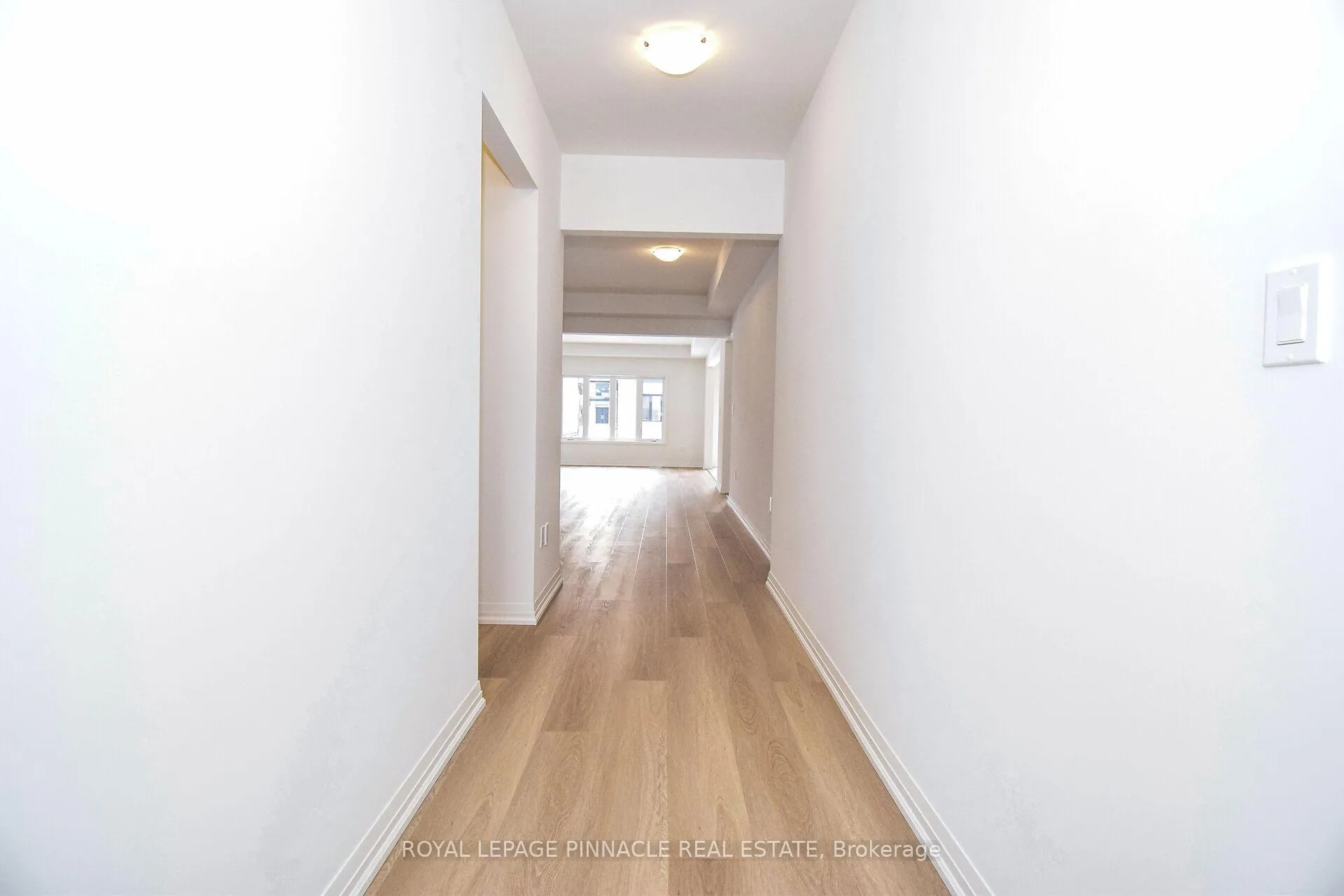 Photo 5 of 96 Acacia Road, Pelham, Fonthill — HOMEH