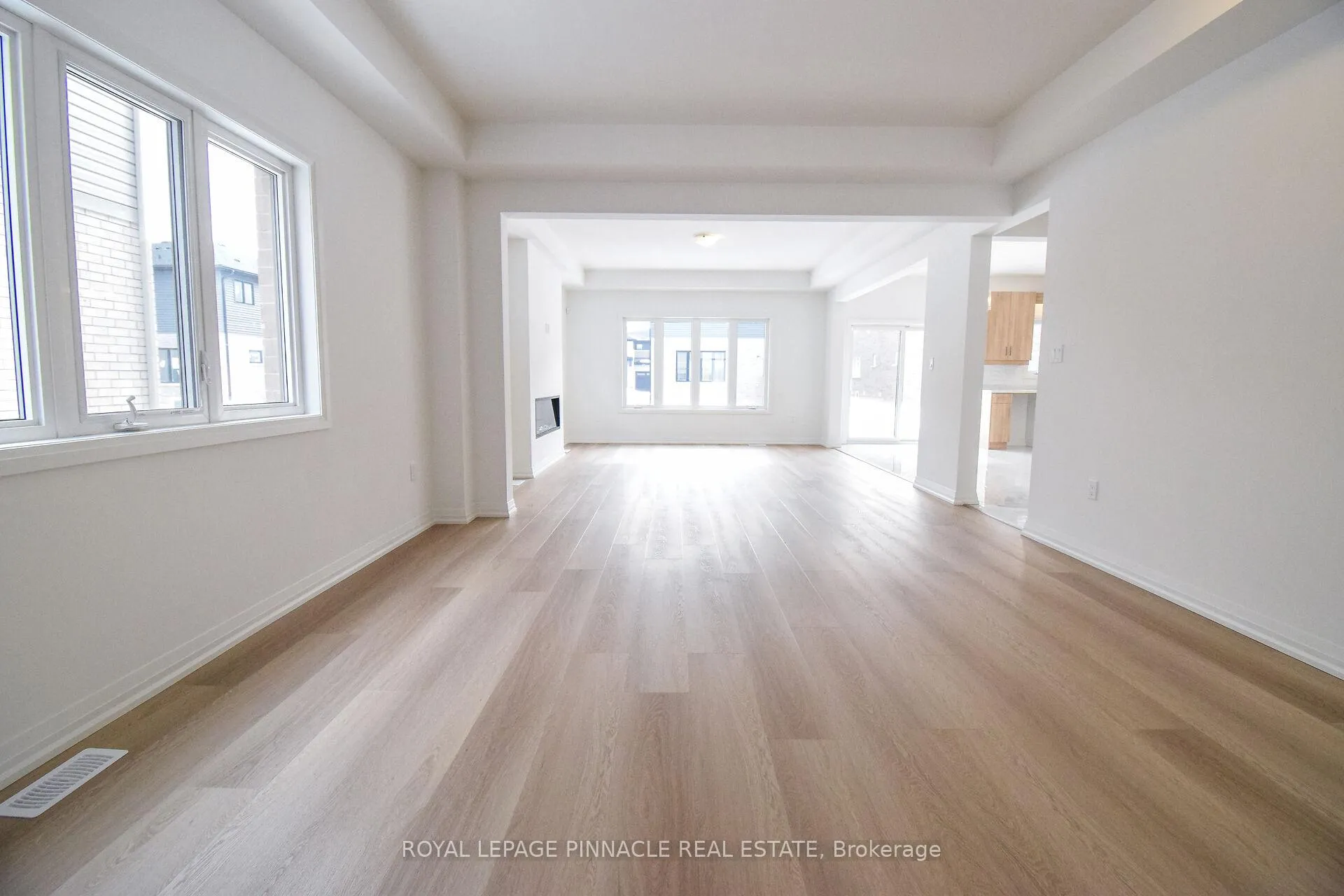 Photo 6 of 96 Acacia Road, Pelham, Fonthill — HOMEH