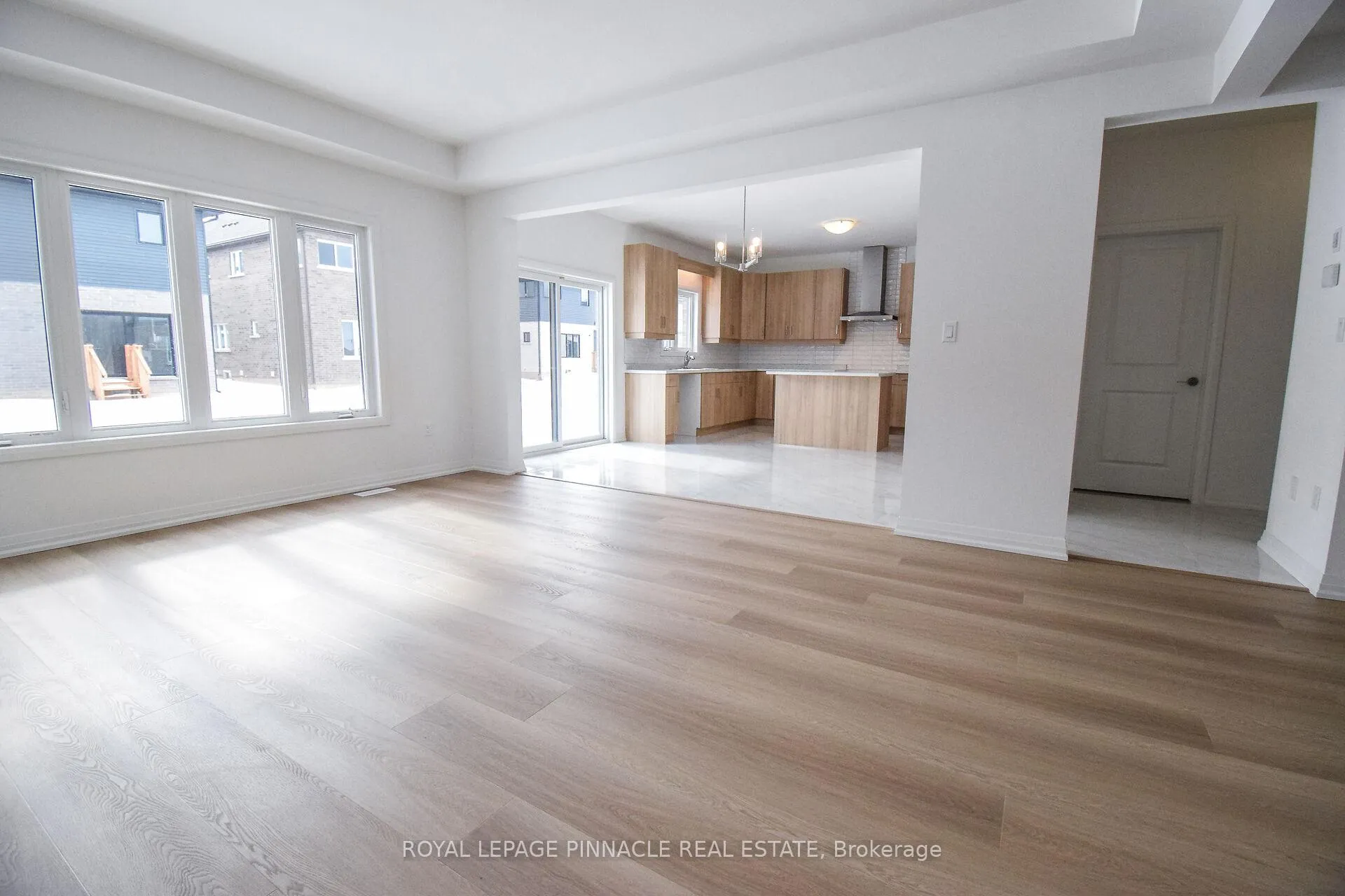 Photo 9 of 96 Acacia Road, Pelham, Fonthill — HOMEH