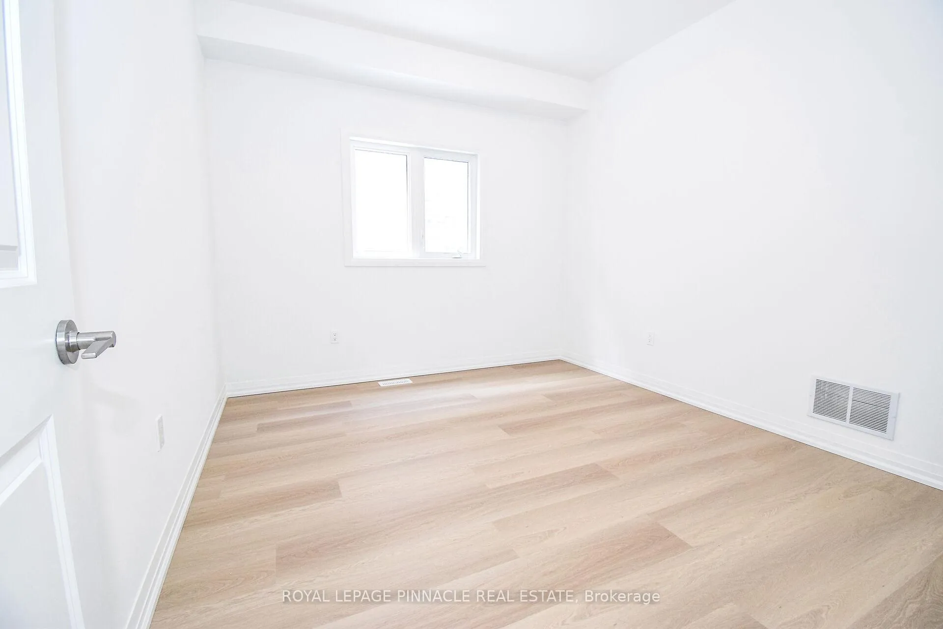 Photo 14 of 96 Acacia Road, Pelham, Fonthill — HOMEH