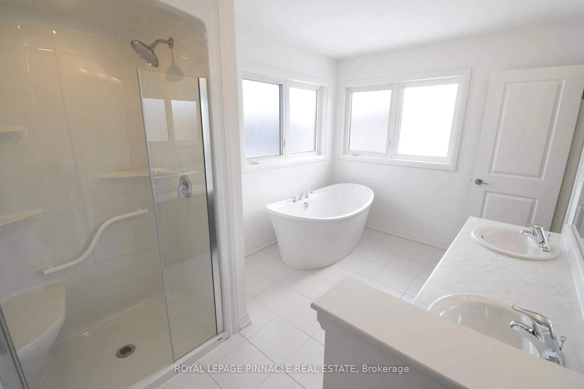 Photo 32 of 96 Acacia Road, Pelham, Fonthill — HOMEH