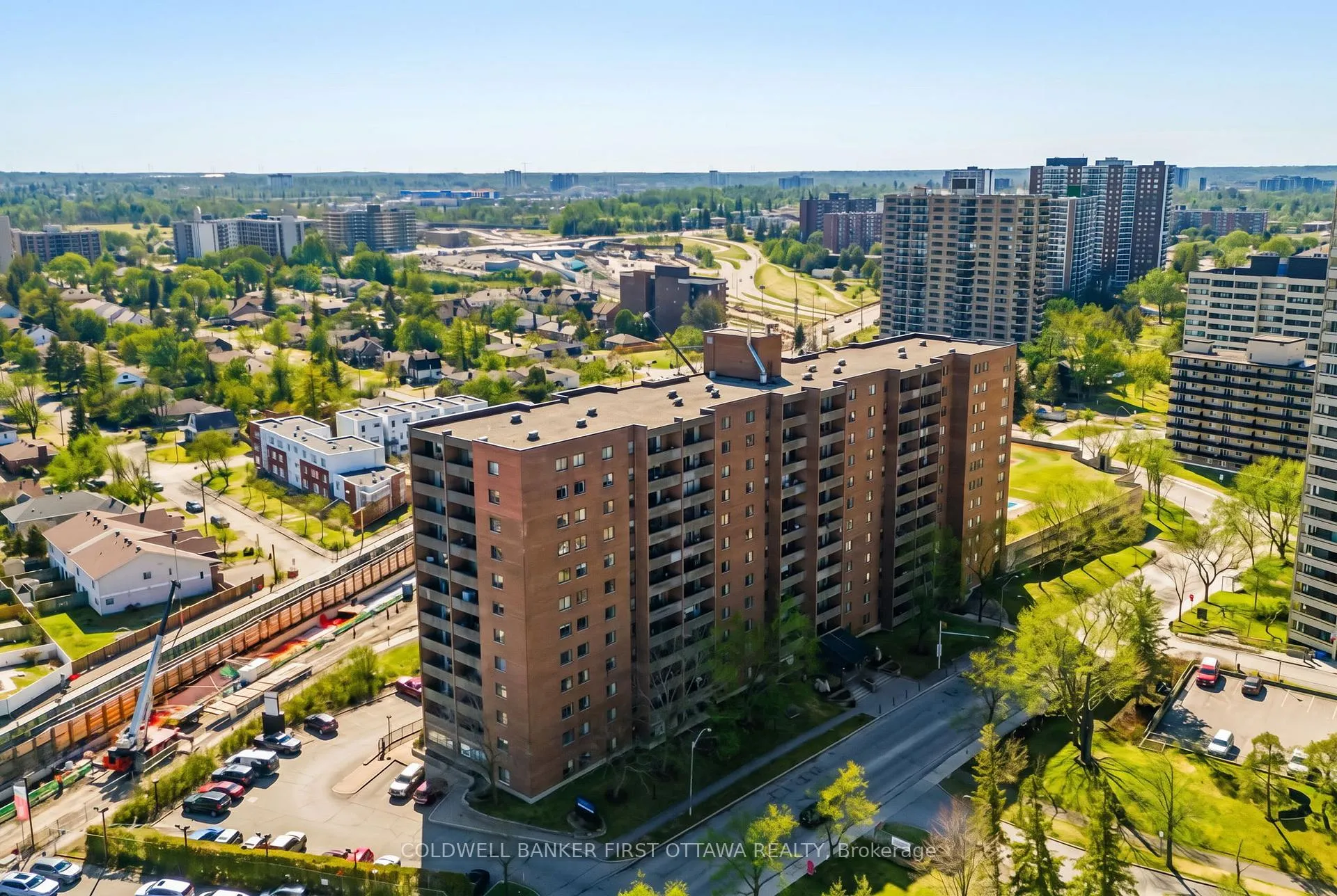 Photo 2 of Unit 411, 1100 Ambleside Drive, Ottawa, Woodroffe — HOMEH