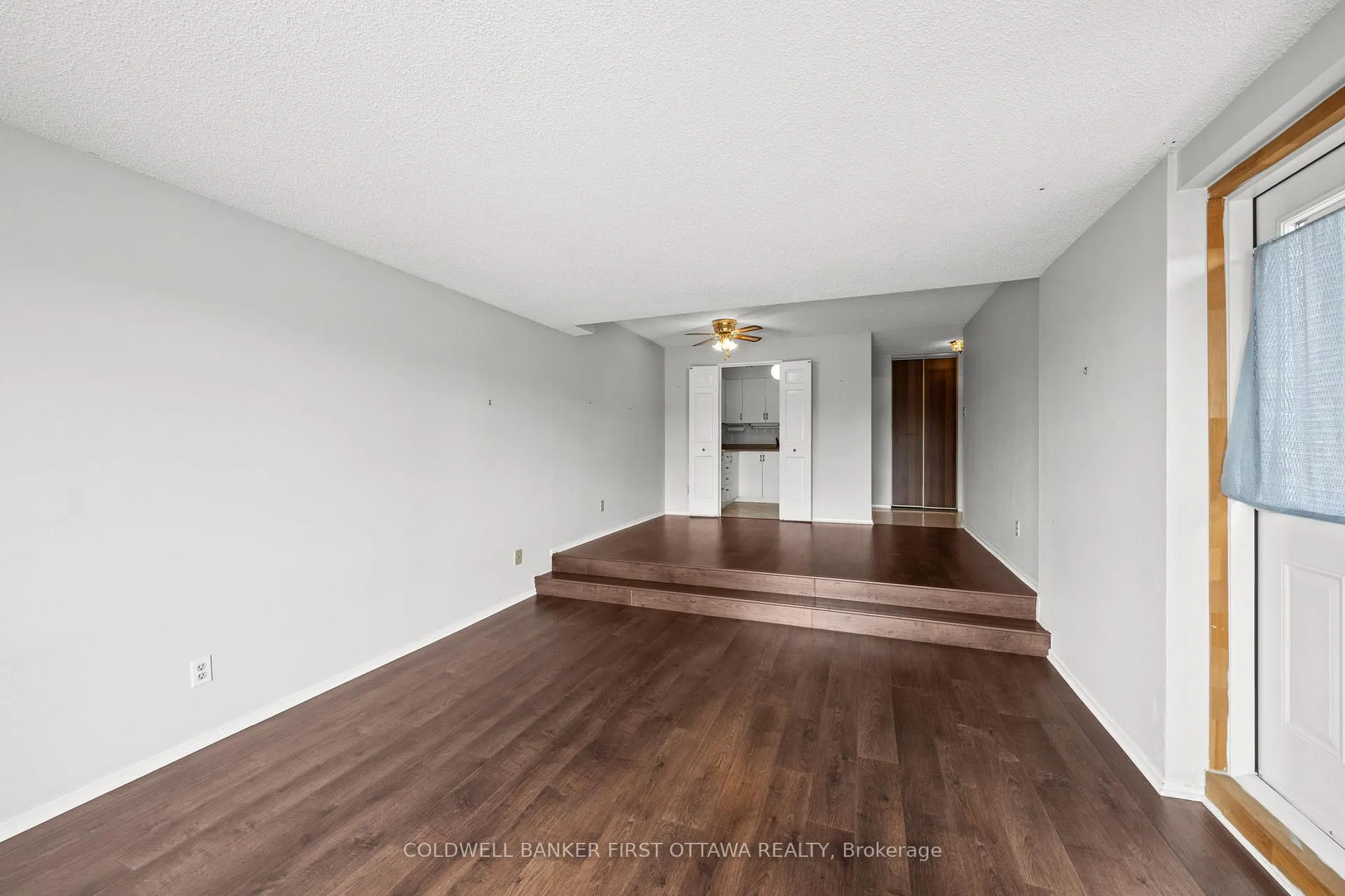 Photo 16 of Unit 411, 1100 Ambleside Drive, Ottawa, Woodroffe — HOMEH