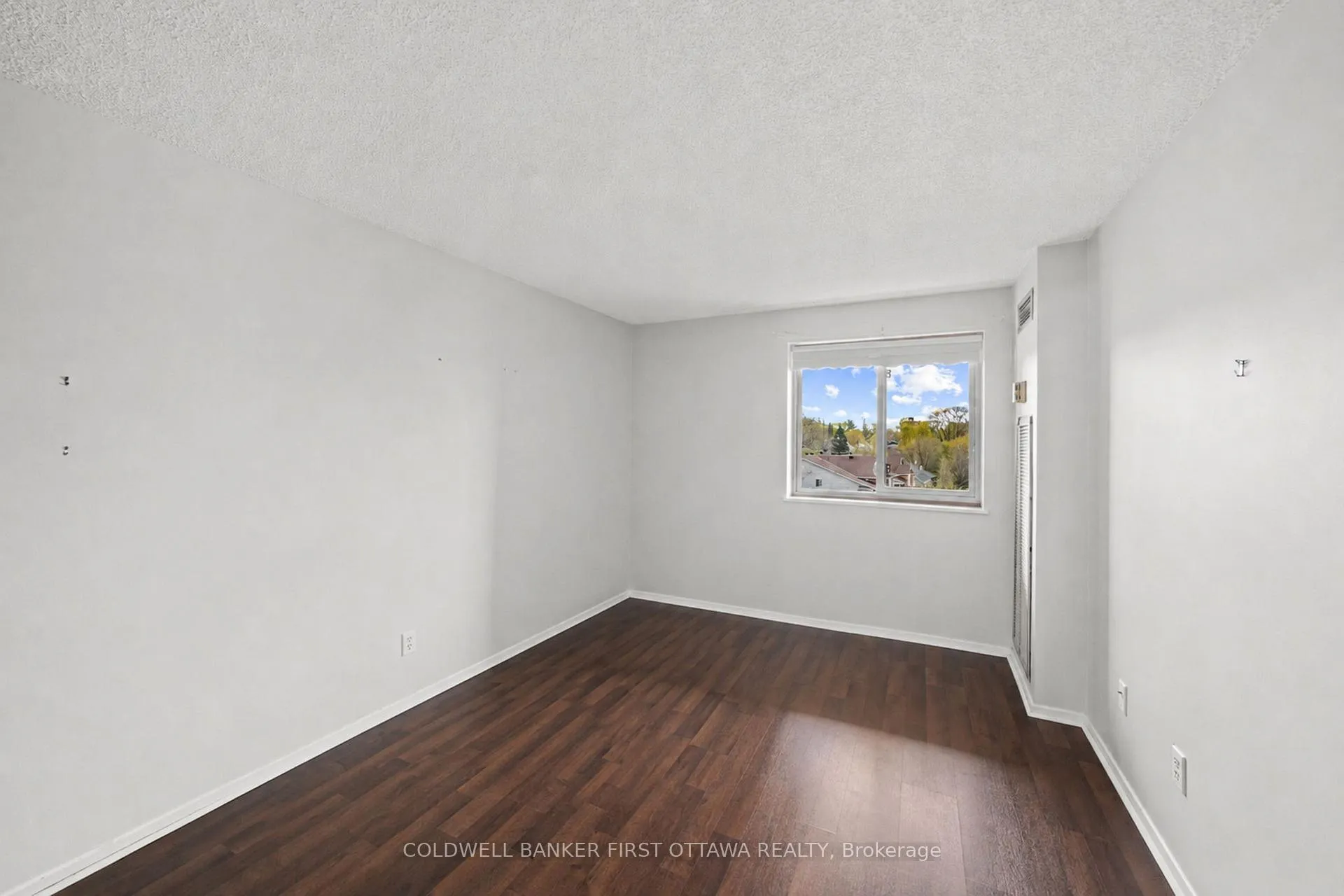 Photo 25 of Unit 411, 1100 Ambleside Drive, Ottawa, Woodroffe — HOMEH