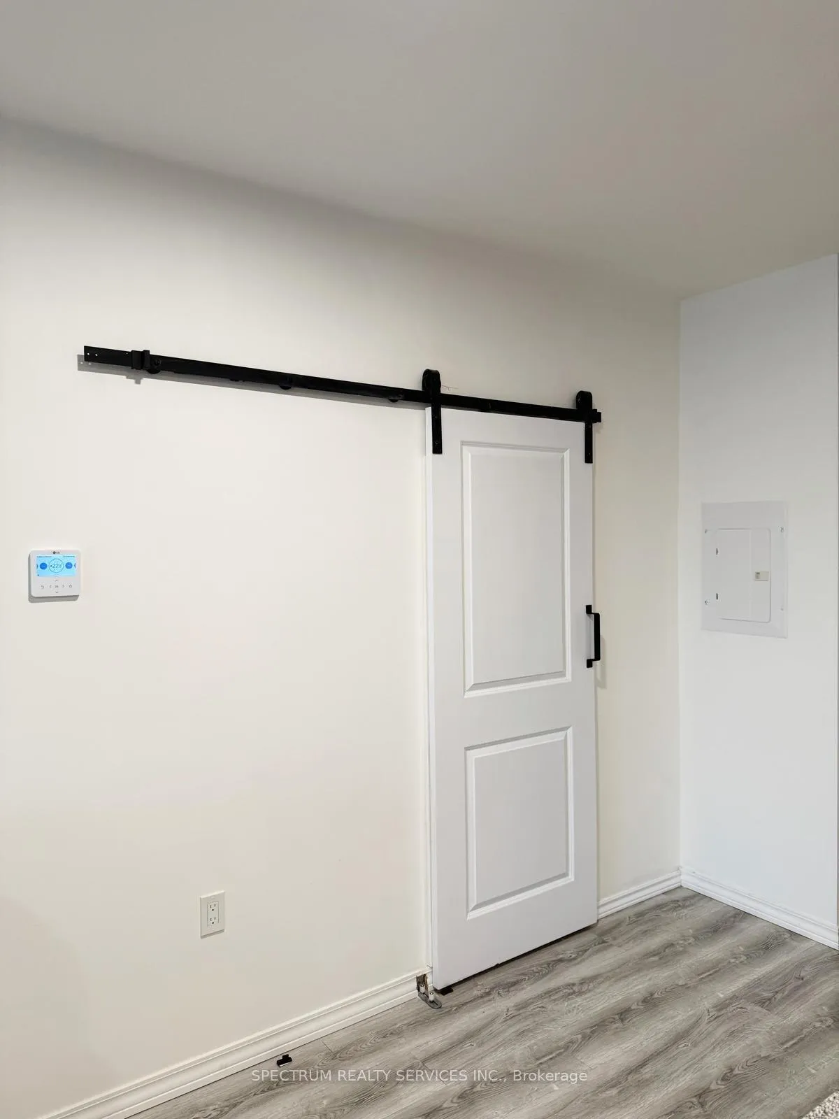 Photo 10 of Unit 507A, 1098 Paisley Road, Guelph, Willow West/Sugarbush/West Acres — HOMEH