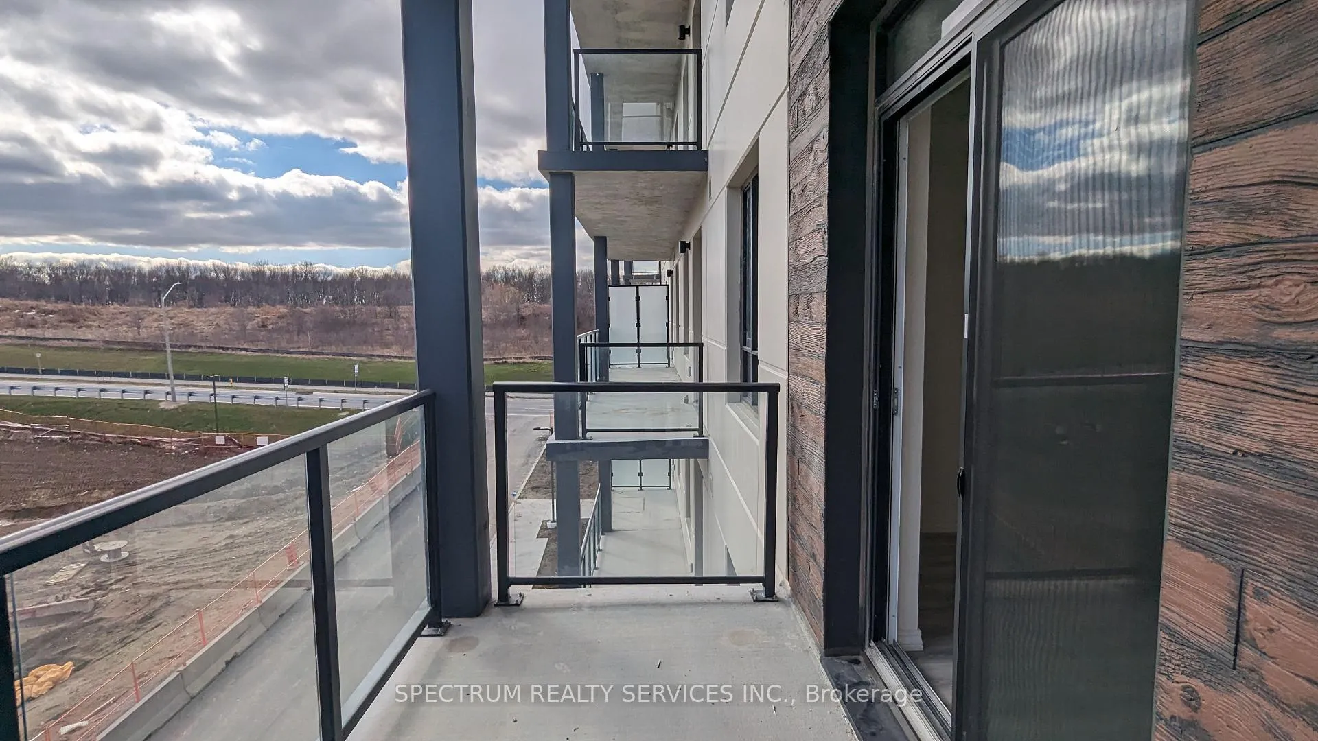Photo 11 of Unit 507A, 1098 Paisley Road, Guelph, Willow West/Sugarbush/West Acres — HOMEH