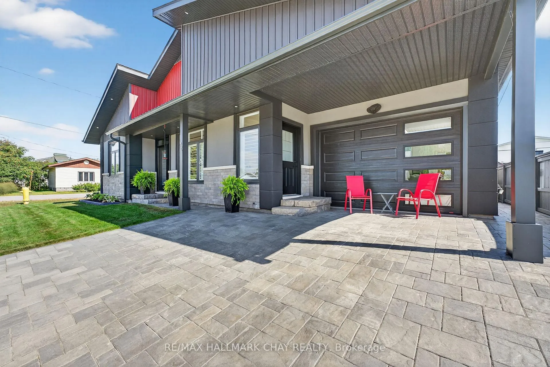 Photo 2 of 70 Montreal Street, West Nipissing, Sturgeon Falls — HOMEH