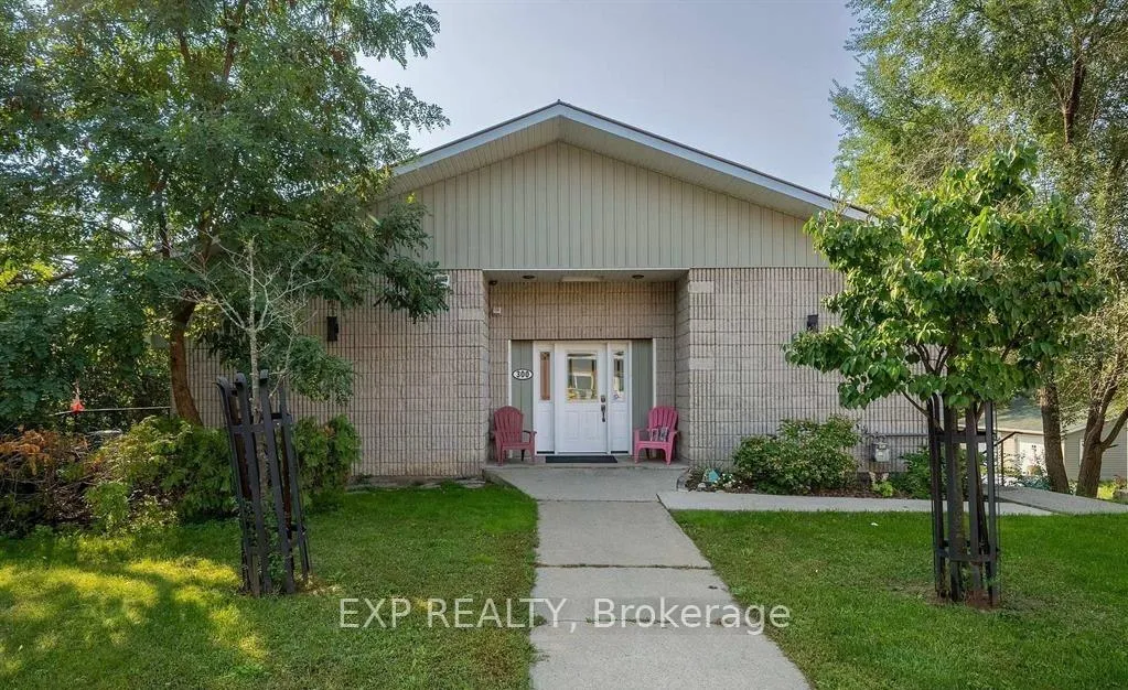 Photo 1 of Unit 8, 300 Main Street, Deseronto, Deseronto (Town) — HOMEH