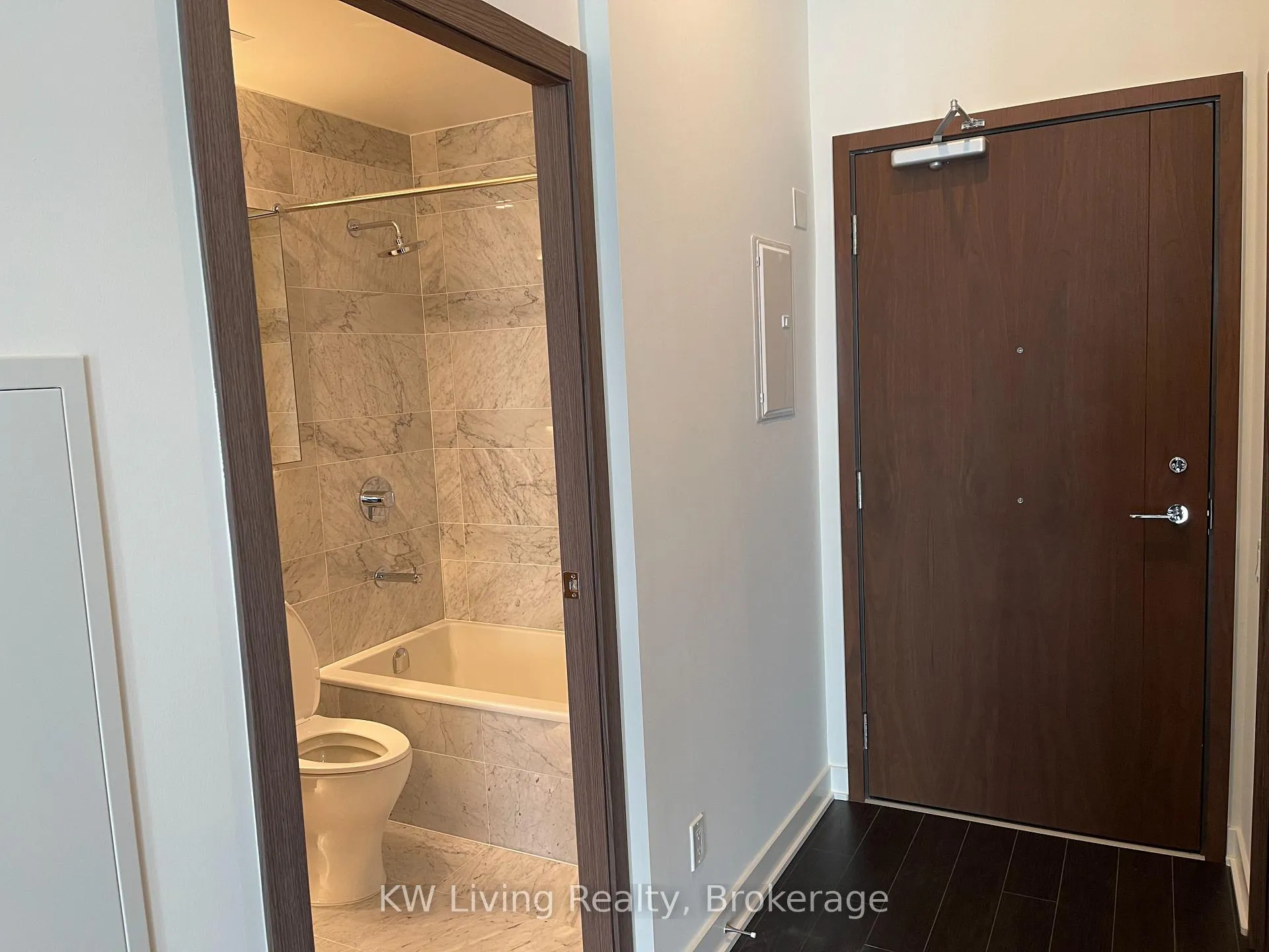 Photo 14 of Unit 4210, 19 Bathurst Street, Toronto, Waterfront Communities — HOMEH