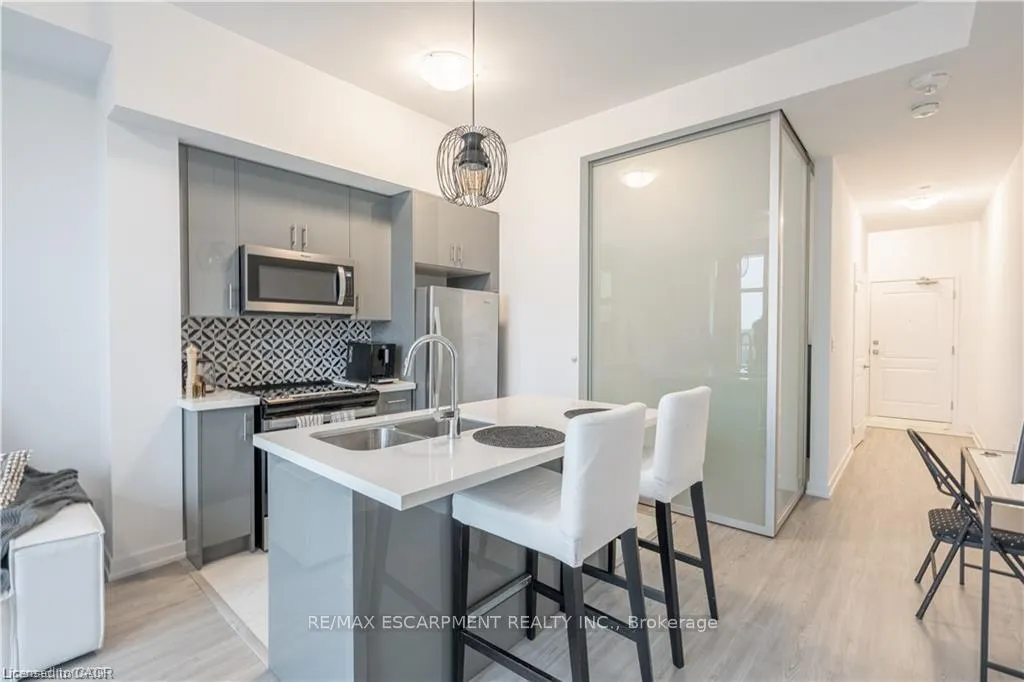 Photo 2 of Unit 419, 450 Dundas Street E, Hamilton, Waterdown — HOMEH
