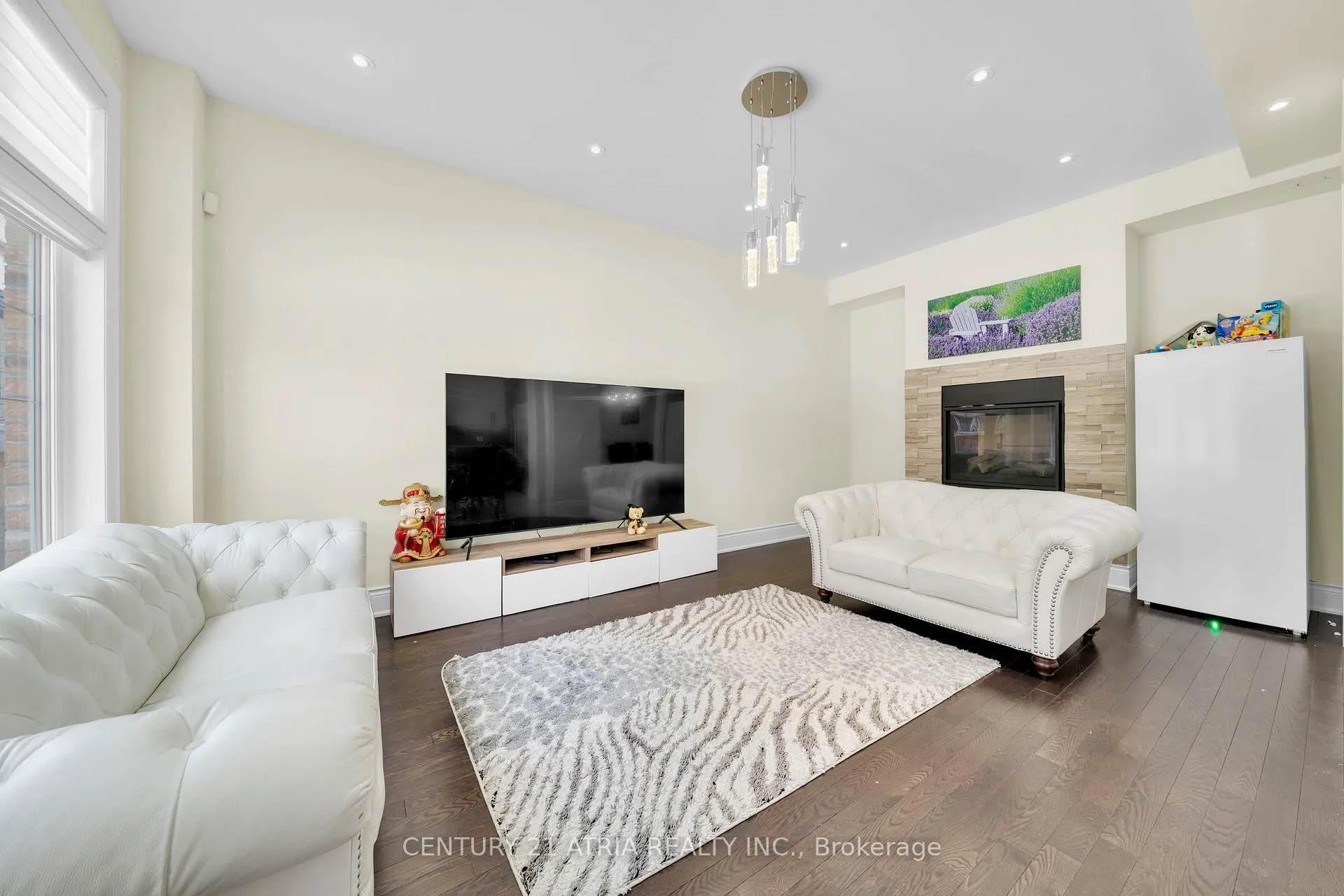 Photo 22 of 20 Baldry Avenue, Vaughan, Patterson — HOMEH