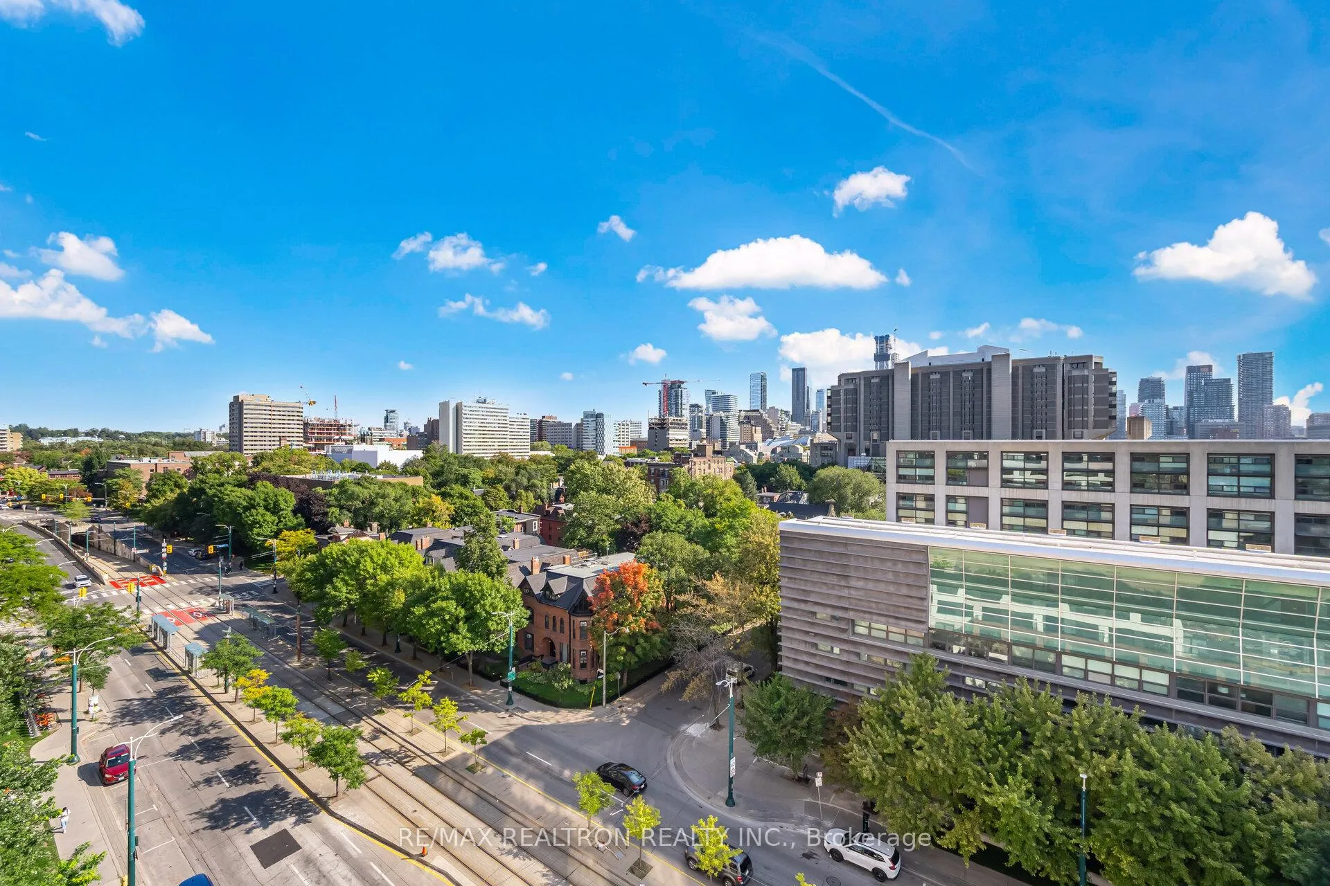 Photo 19 of Unit 608, 664 Spadina Avenue, Toronto, University — HOMEH