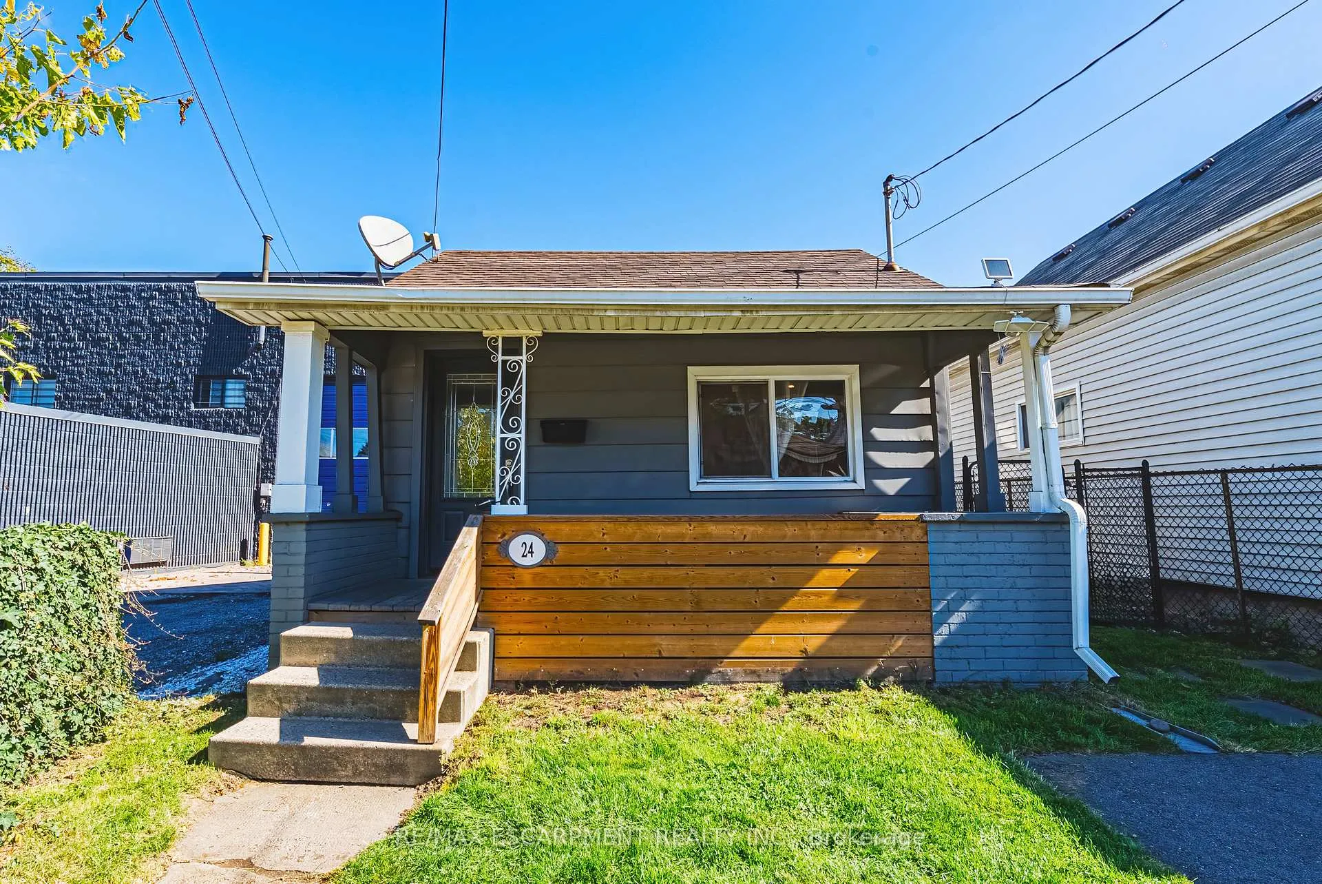 Front of 24 Rowanwood Street