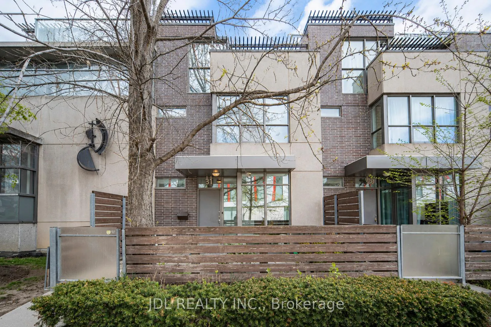 Photo 1 of Unit Th8, 31 Brunel Court, Toronto, Waterfront Communities — HOMEH