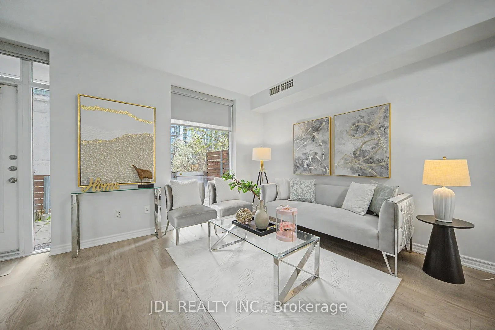 Photo 6 of Unit Th8, 31 Brunel Court, Toronto, Waterfront Communities — HOMEH