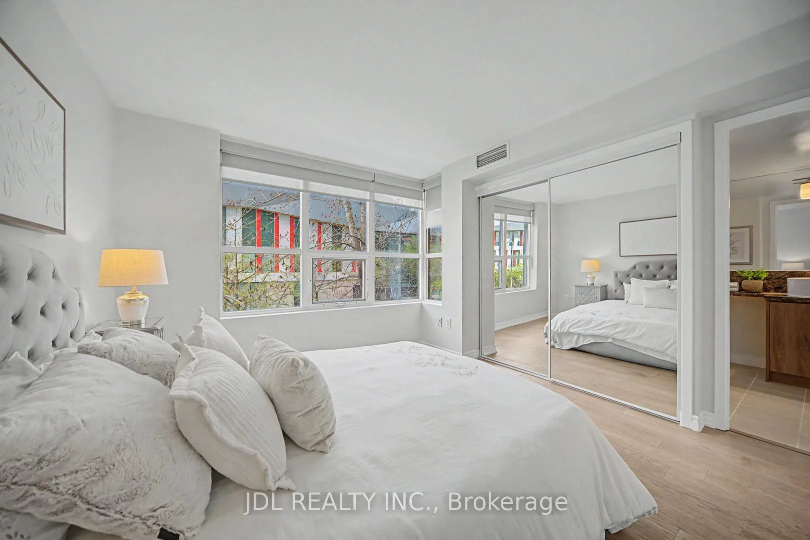 Photo 15 of Unit Th8, 31 Brunel Court, Toronto, Waterfront Communities — HOMEH