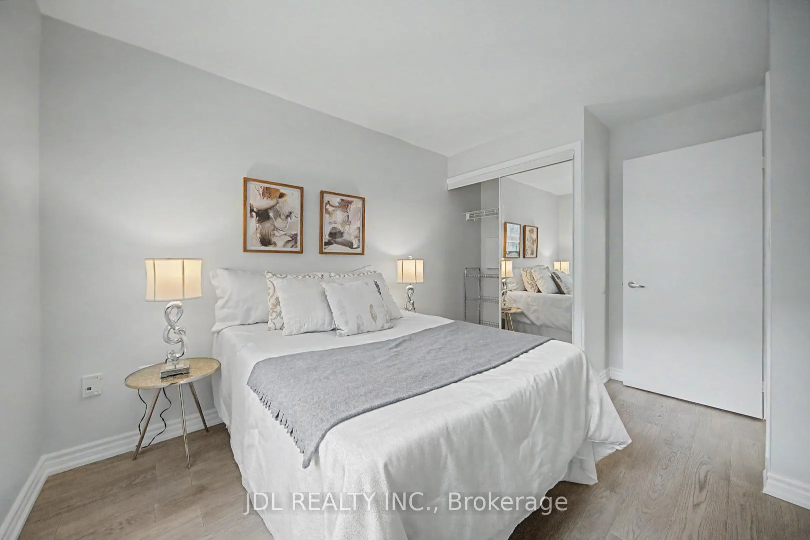 Photo 19 of Unit Th8, 31 Brunel Court, Toronto, Waterfront Communities — HOMEH