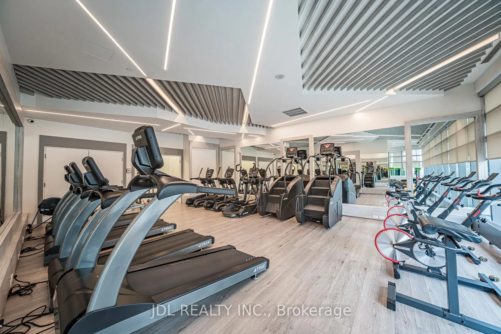 Photo 31 of Unit Th8, 31 Brunel Court, Toronto, Waterfront Communities — HOMEH