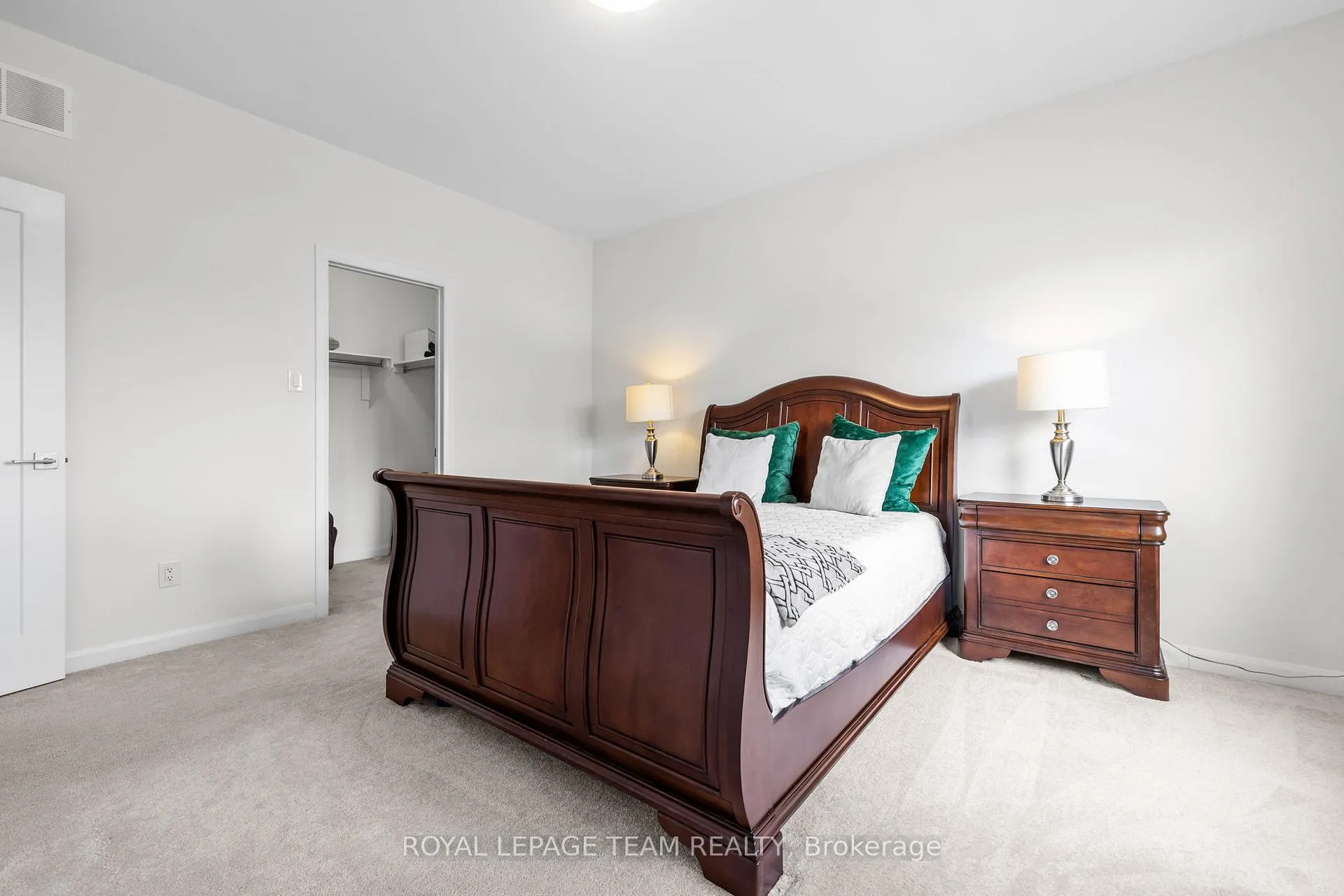 Photo 24 of 800 Cappamore Drive, Ottawa, Barrhaven - Half Moon Bay — HOMEH