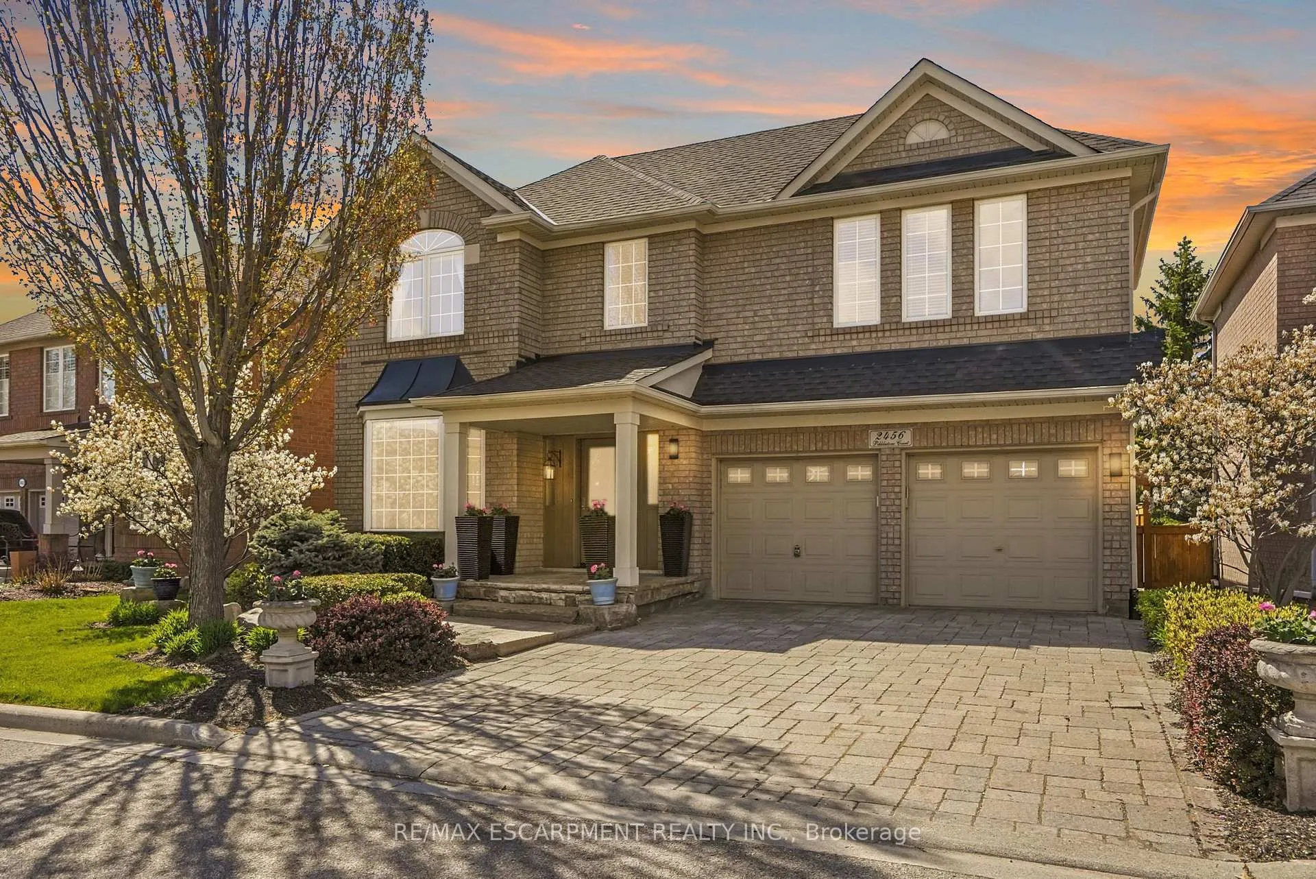 Photo 1 of 2456 Pebblestone Court, Oakville, West Oak Trails — HOMEH