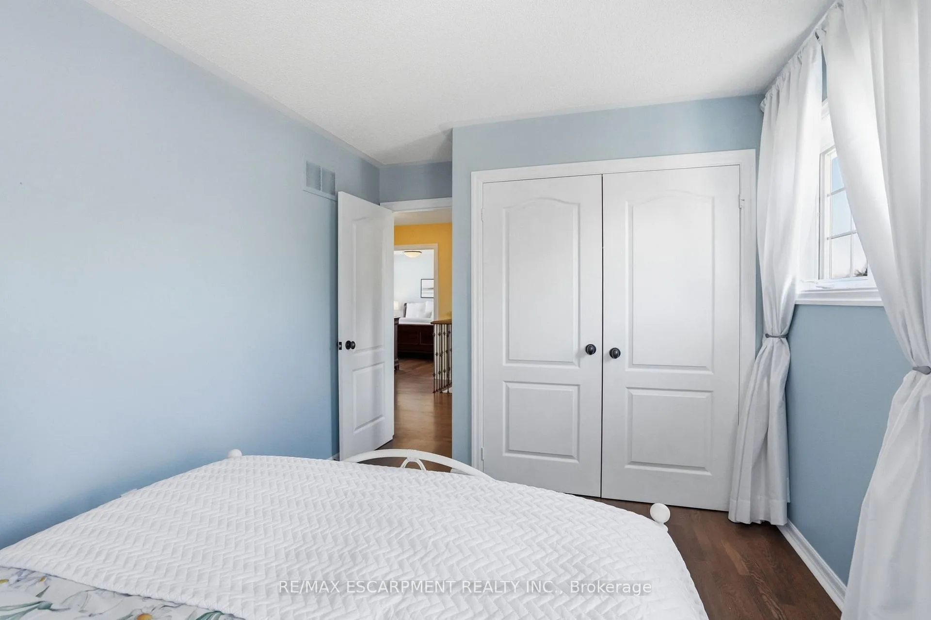Photo 27 of 2456 Pebblestone Court, Oakville, West Oak Trails — HOMEH