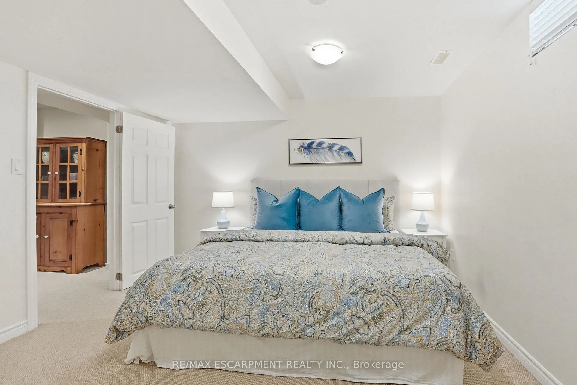 Photo 35 of 2456 Pebblestone Court, Oakville, West Oak Trails — HOMEH