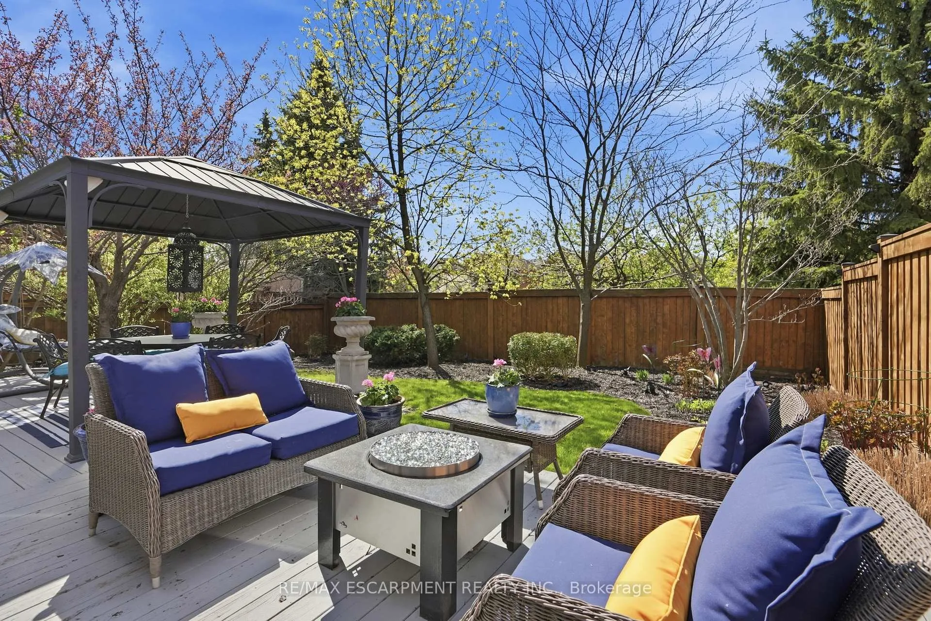 Photo 37 of 2456 Pebblestone Court, Oakville, West Oak Trails — HOMEH