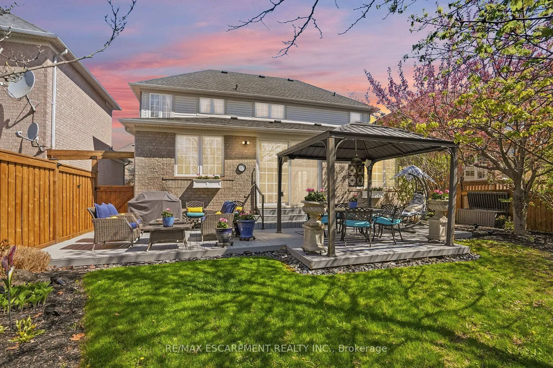 Photo 41 of 2456 Pebblestone Court, Oakville, West Oak Trails — HOMEH