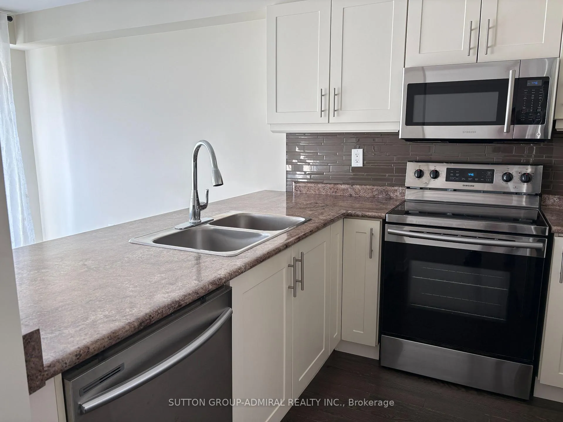 Photo 5 of 116 Knight Street, New Tecumseth, Alliston — HOMEH