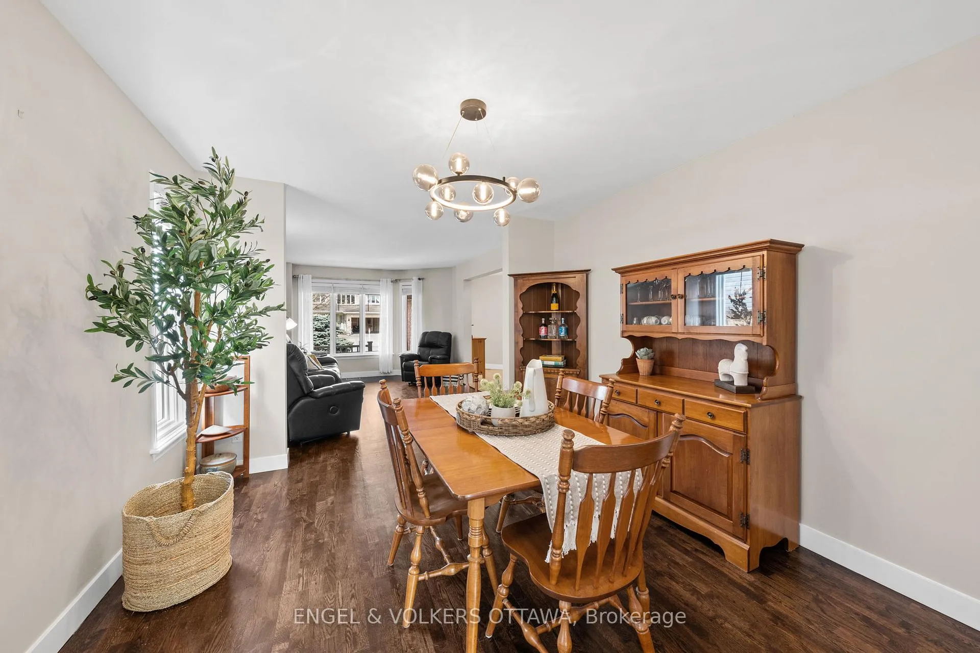 Photo 5 of 16 Mayford Avenue, Ottawa, Barrhaven East — HOMEH