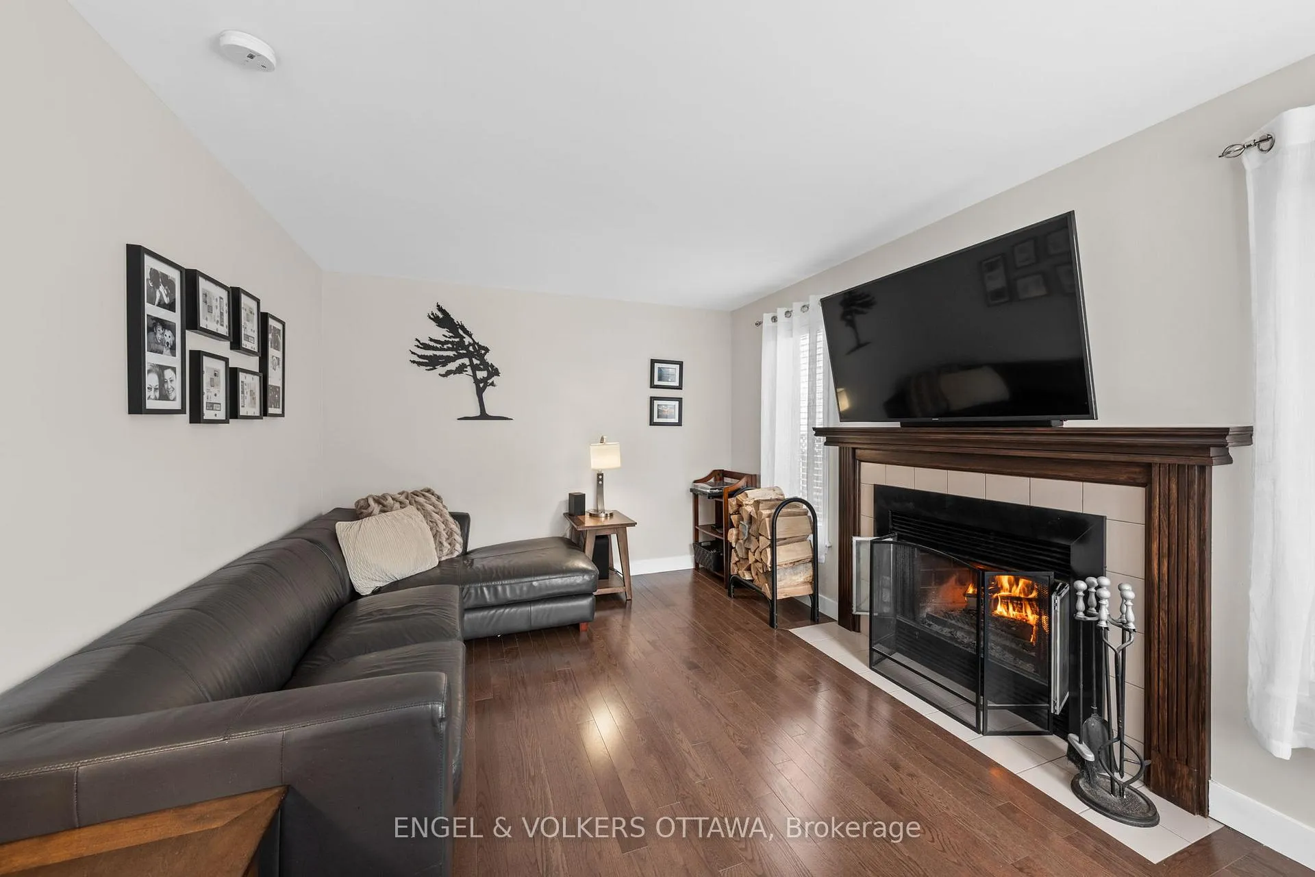 Photo 10 of 16 Mayford Avenue, Ottawa, Barrhaven East — HOMEH