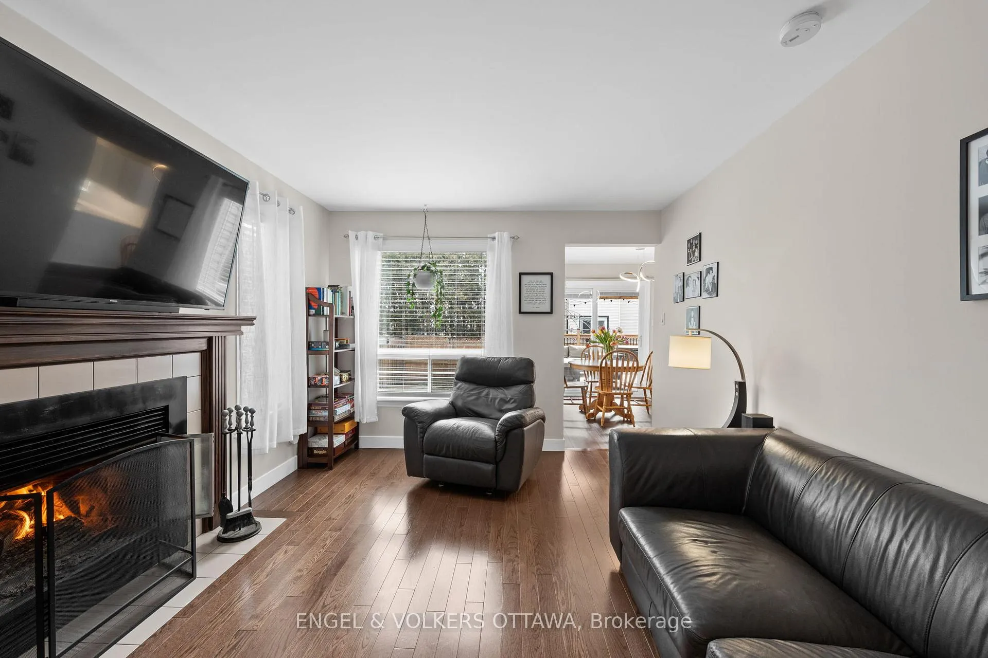 Photo 11 of 16 Mayford Avenue, Ottawa, Barrhaven East — HOMEH