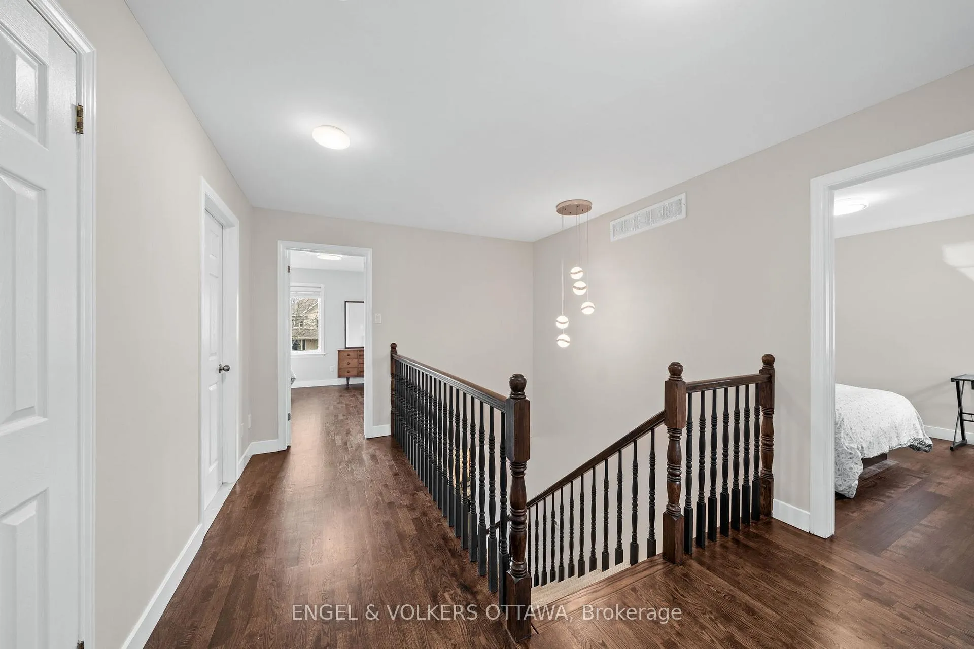 Photo 14 of 16 Mayford Avenue, Ottawa, Barrhaven East — HOMEH