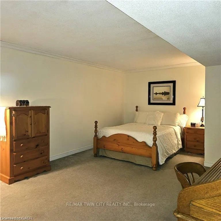Photo 11 of Unit 609, 260 Sheldon Avenue N, Kitchener, Eastwood — HOMEH