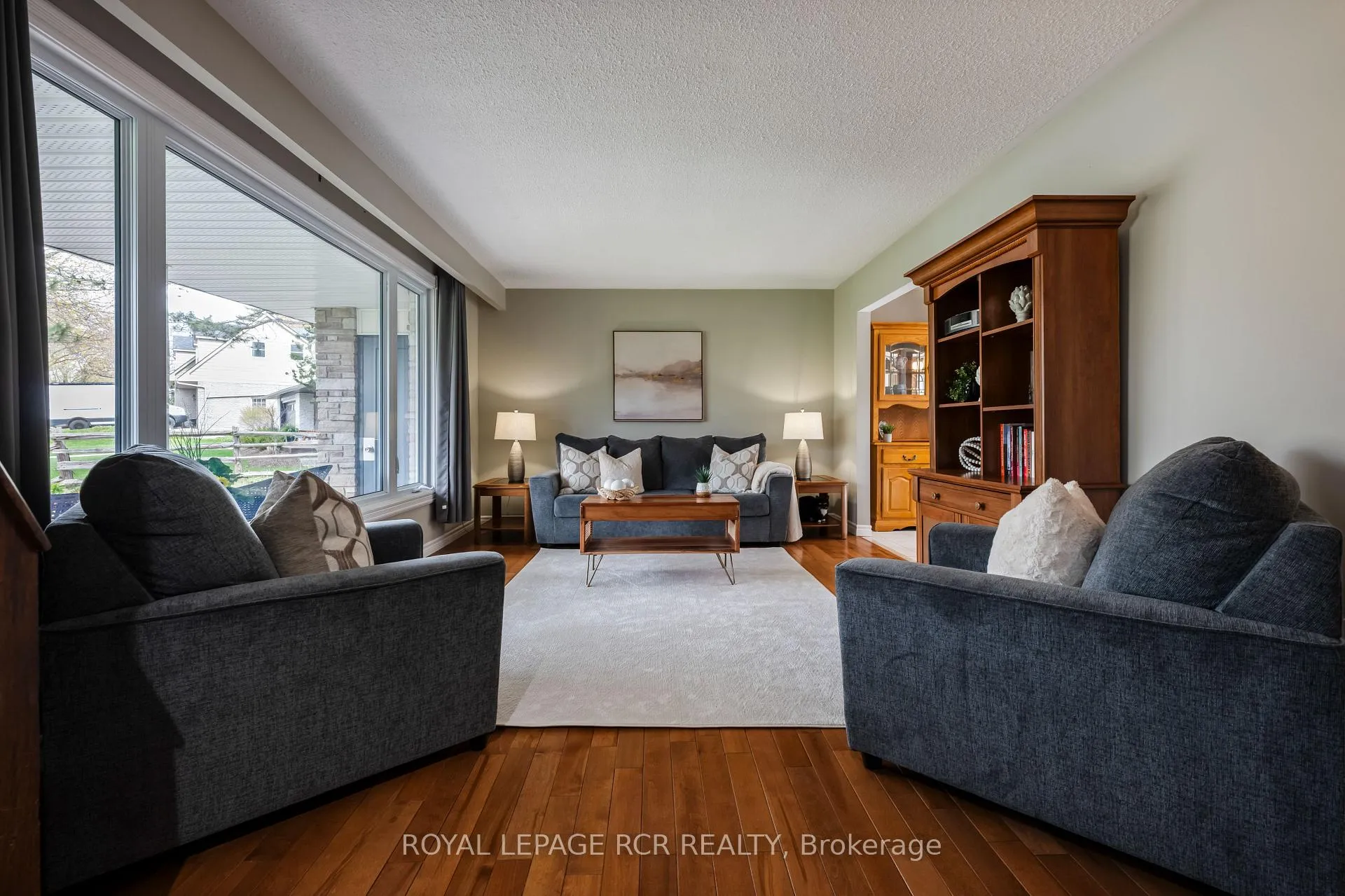 Photo 6 of 48 Glenforest Road, Orangeville — HOMEH