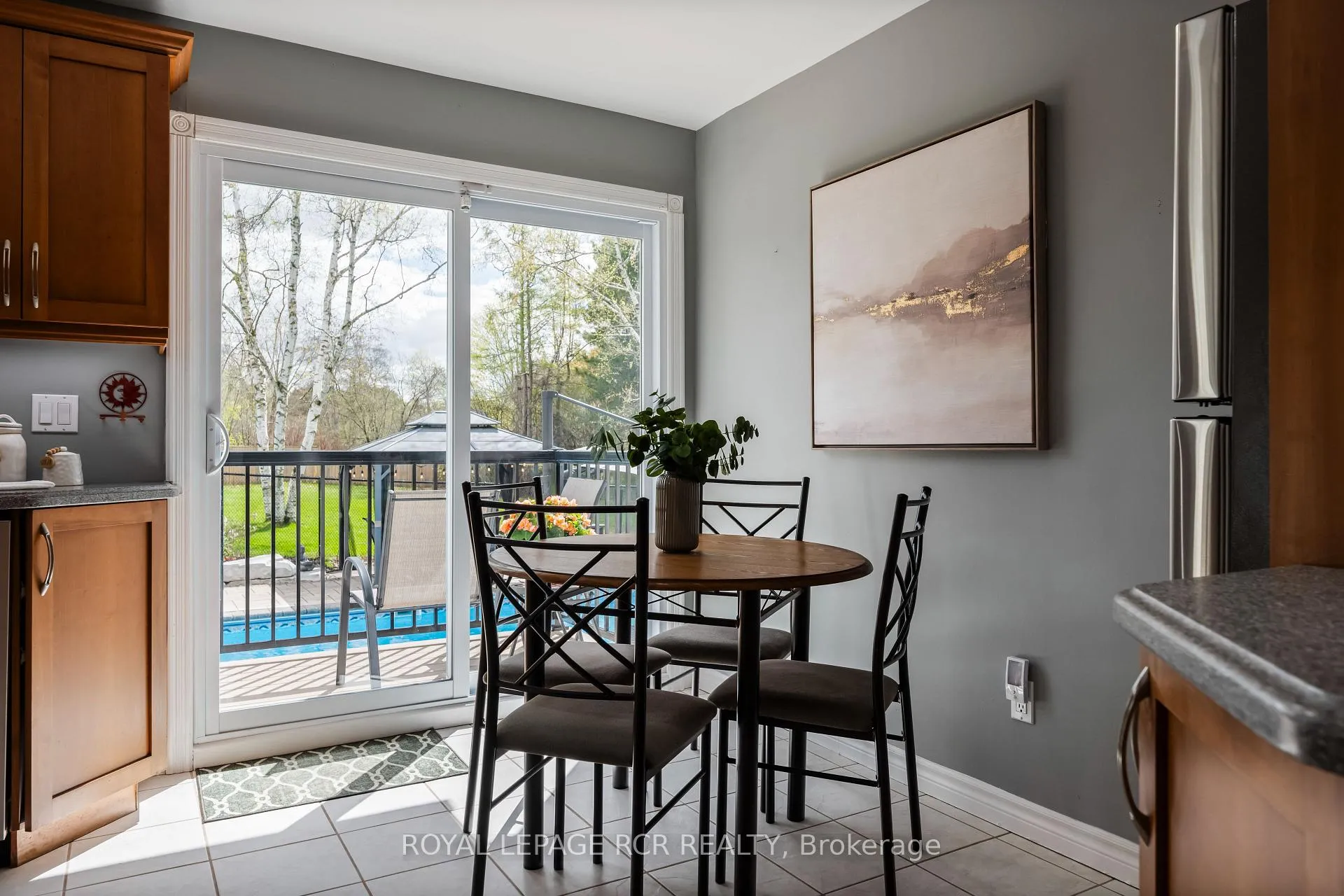 Photo 15 of 48 Glenforest Road, Orangeville — HOMEH