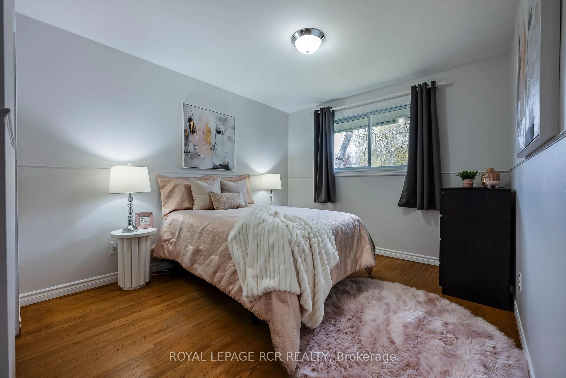Photo 17 of 48 Glenforest Road, Orangeville — HOMEH