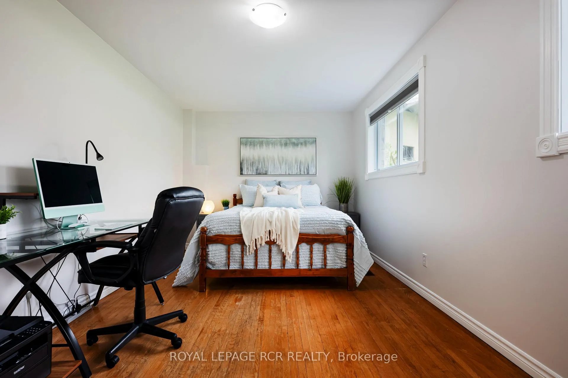 Photo 19 of 48 Glenforest Road, Orangeville — HOMEH