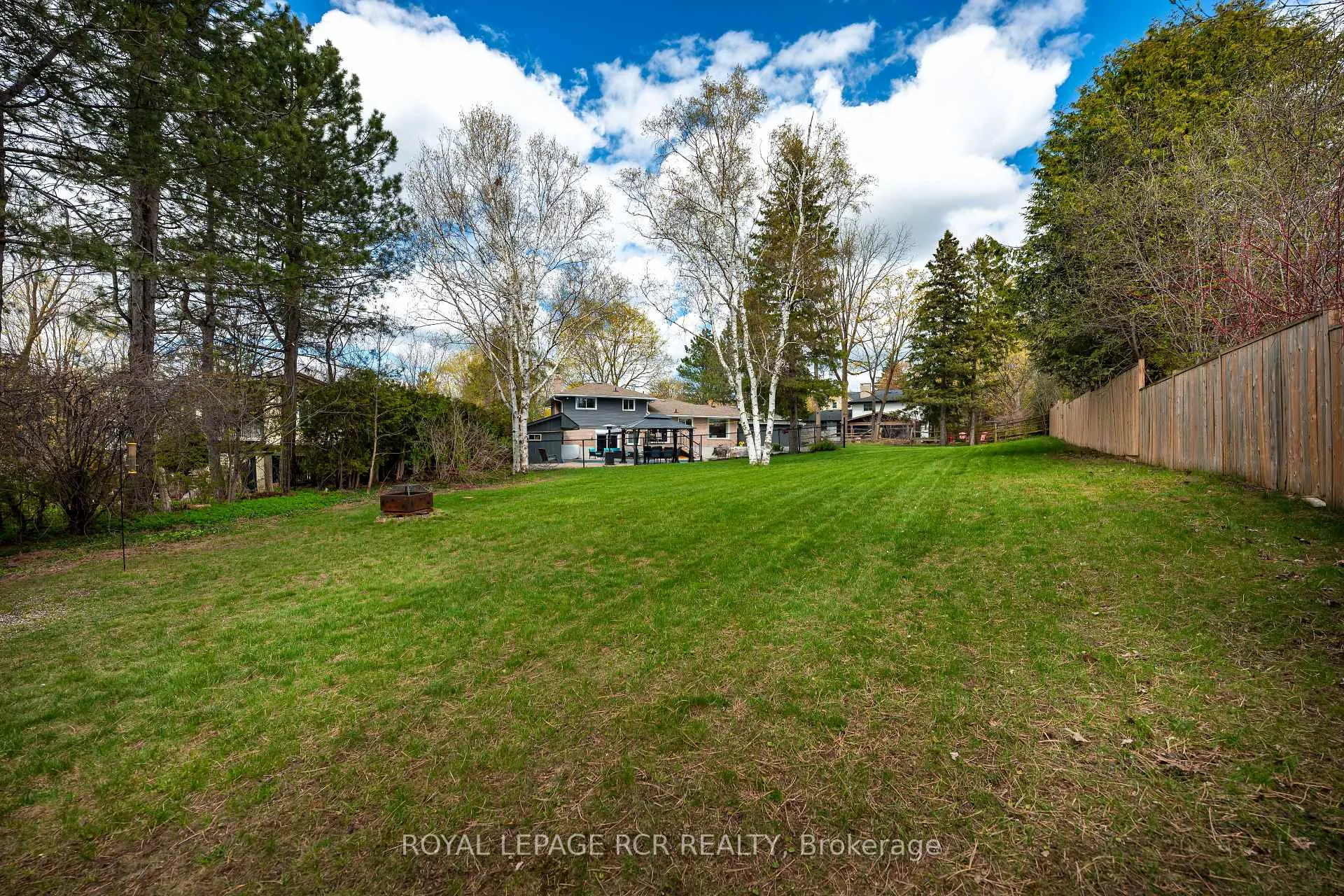 Photo 39 of 48 Glenforest Road, Orangeville — HOMEH