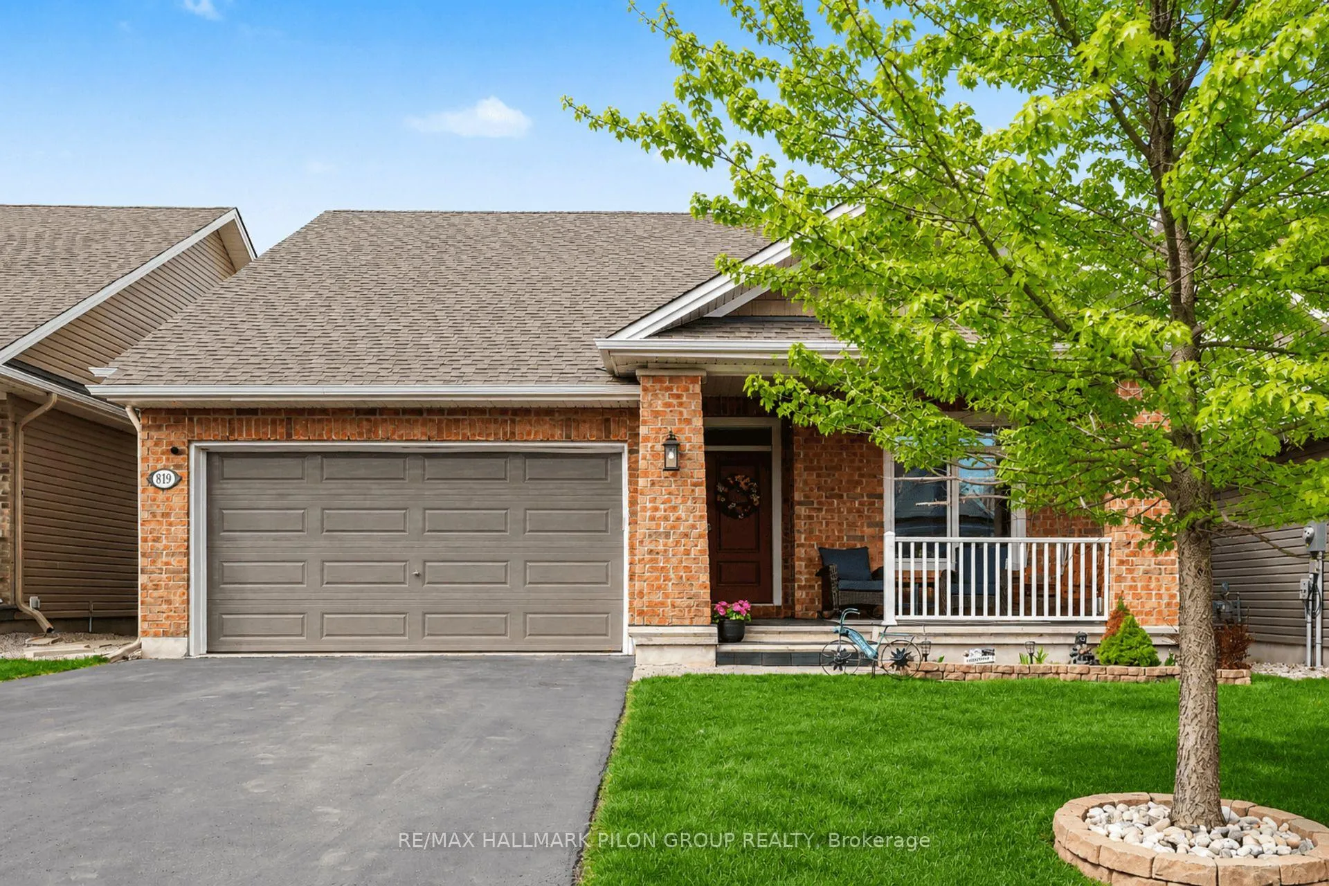 Photo 1 of 819 Tewin Circle, Ottawa, Camelot — HOMEH