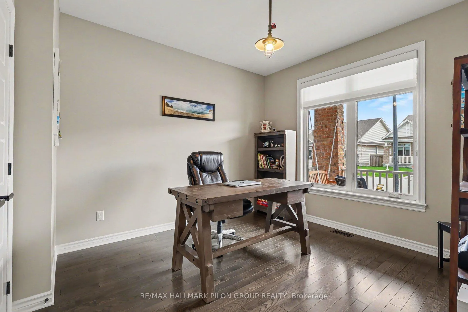 Photo 16 of 819 Tewin Circle, Ottawa, Camelot — HOMEH