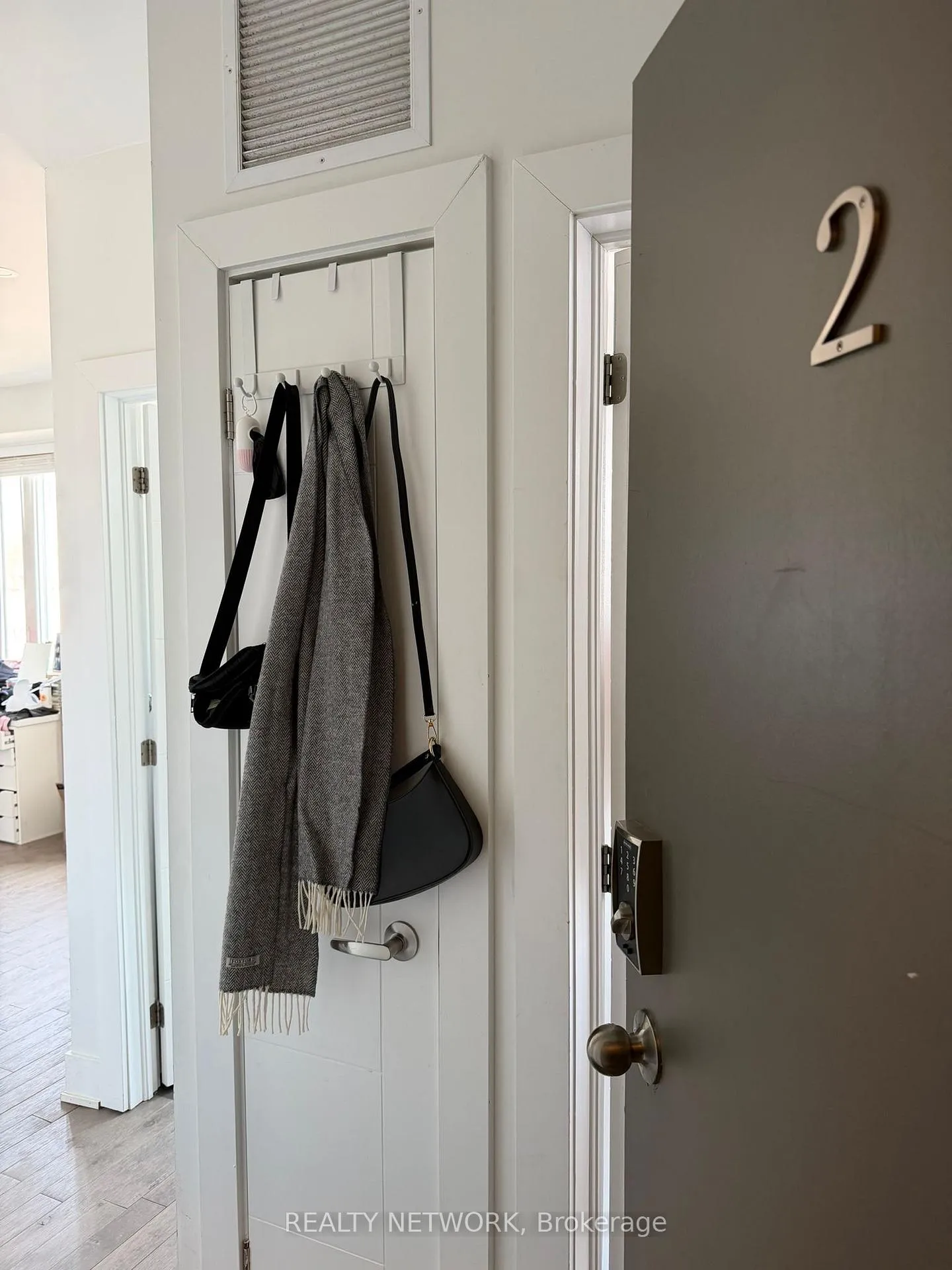 Photo 12 of 1415 Gerrard Street E, Toronto, Greenwood-Coxwell — HOMEH