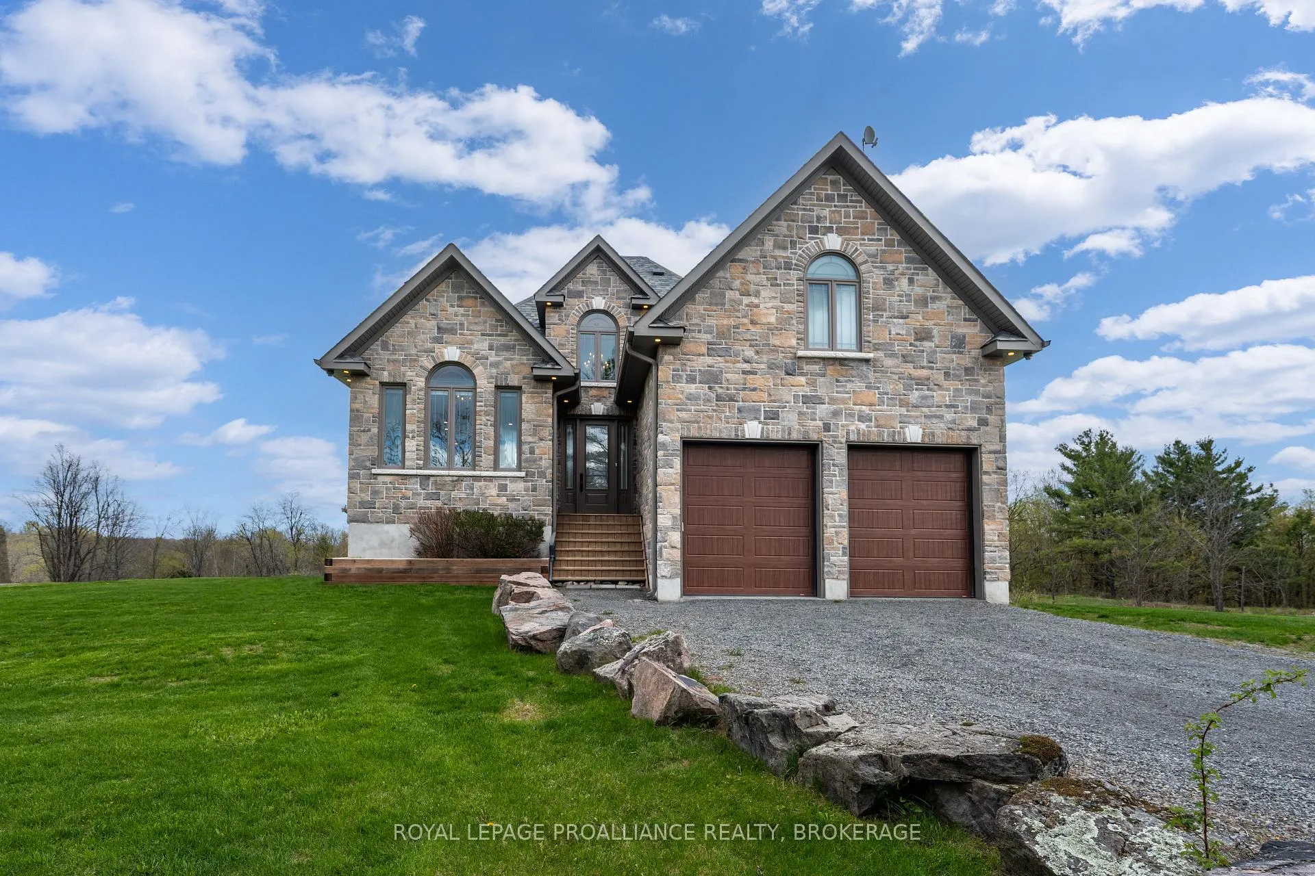Front of 5110 Ramparts Road