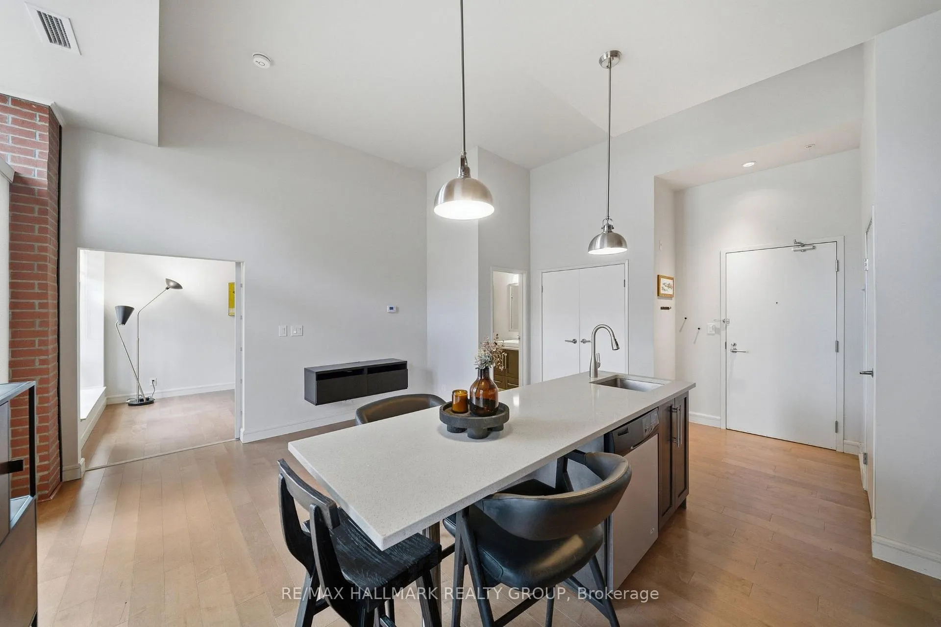Photo 8 of Unit 108, 555 Anand Private, Ottawa, Riverside Park South — HOMEH