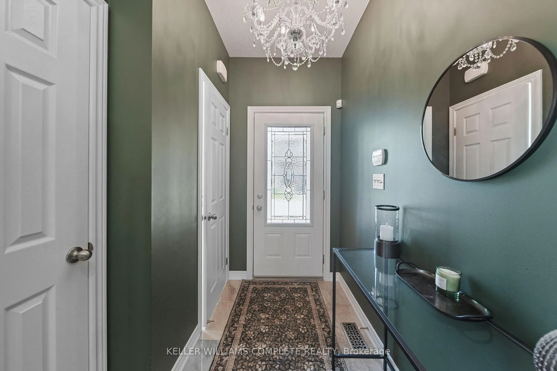 Photo 6 of Unit 16, 21 Madonna Drive, Hamilton, Villages of Glancaster — HOMEH